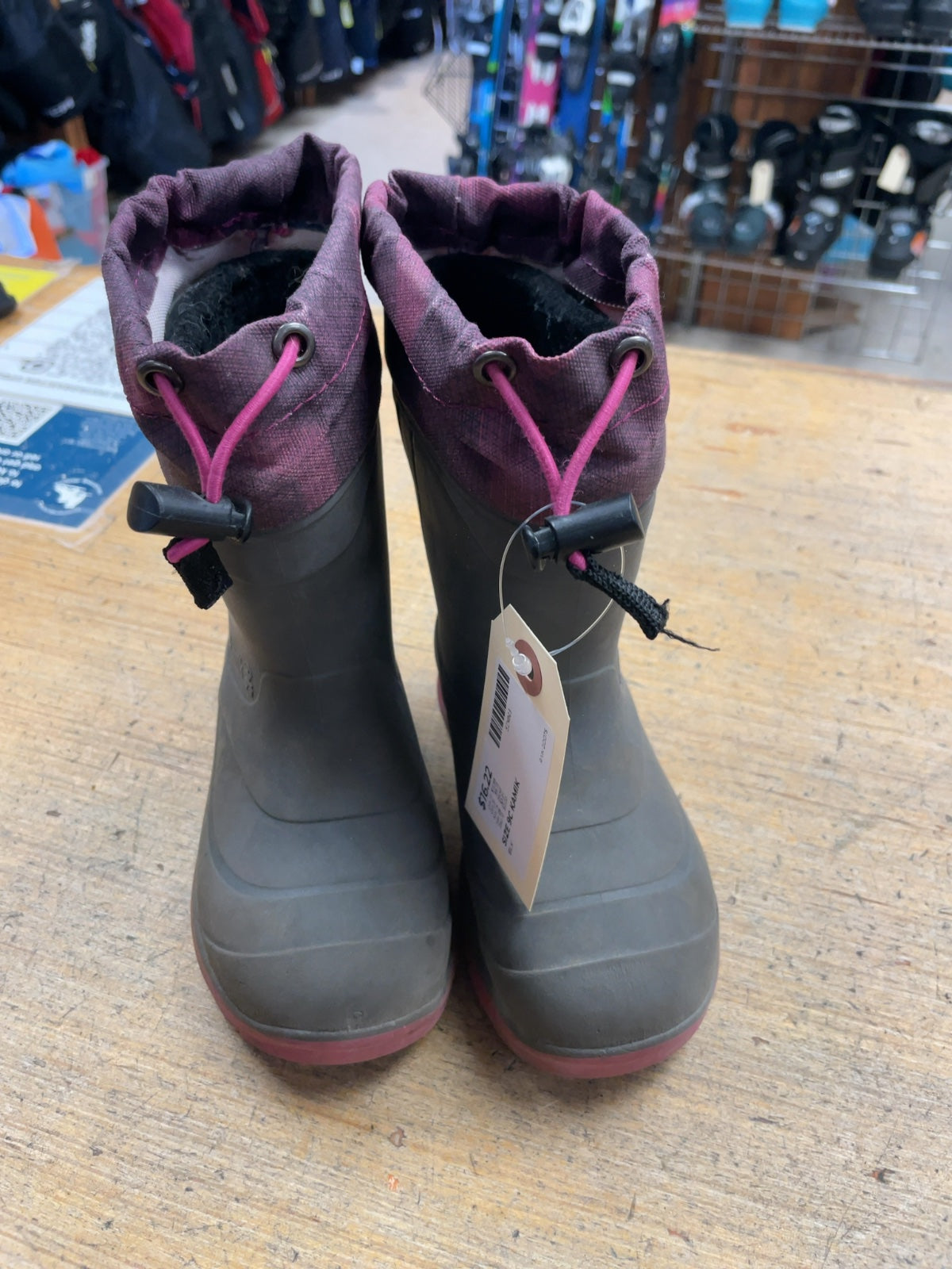 Kamik Size 9C Rain Boots