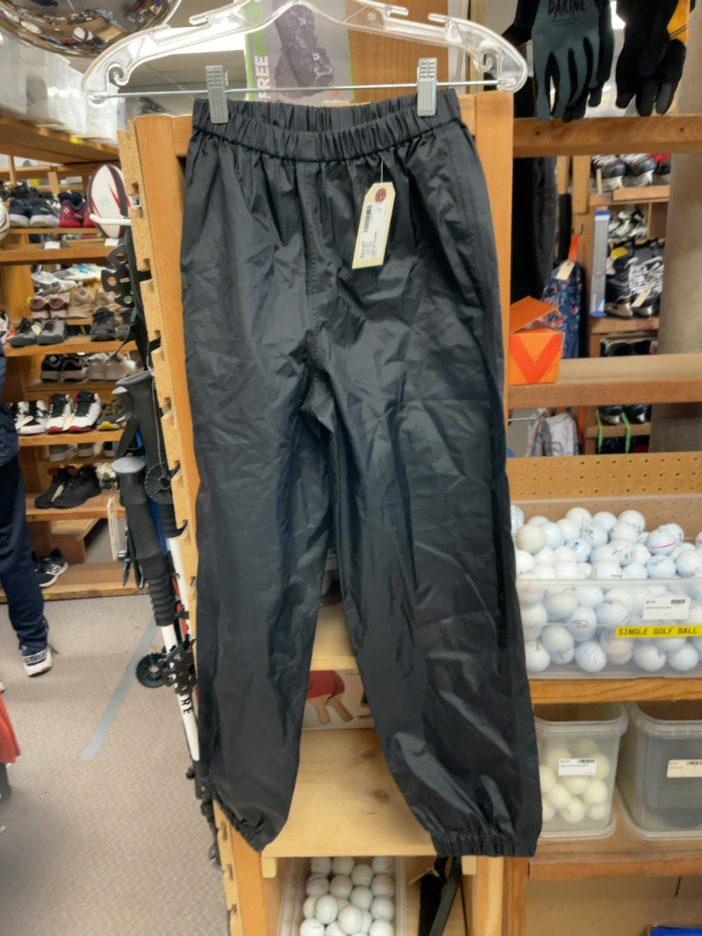 MEC Size 10 Waterproof Rain Pants Black