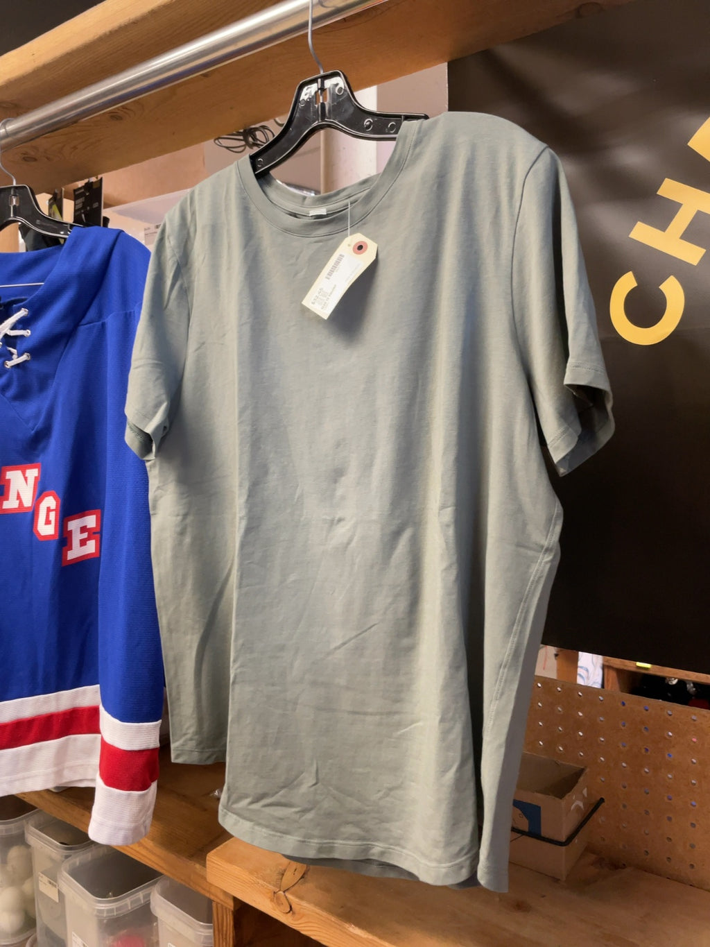lululemon Size 12 Short Sleeve T-Shirt