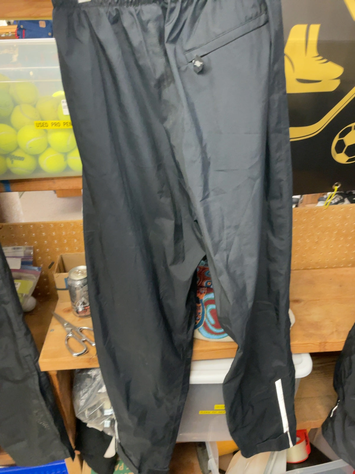 SUGOi Size M Rain Pants Black