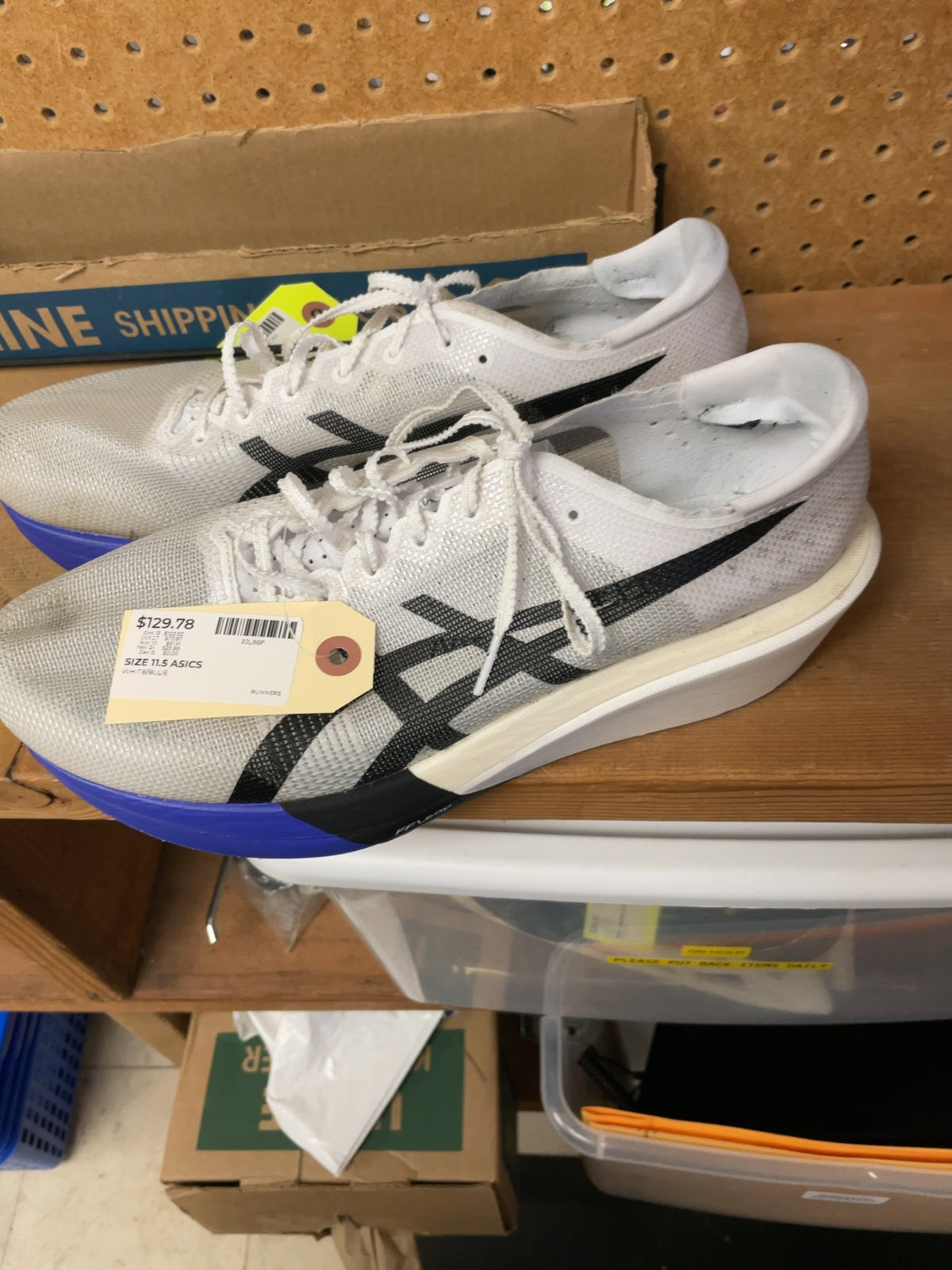 ASICS Metaspeed Sky Size 11.5 US Running Shoes