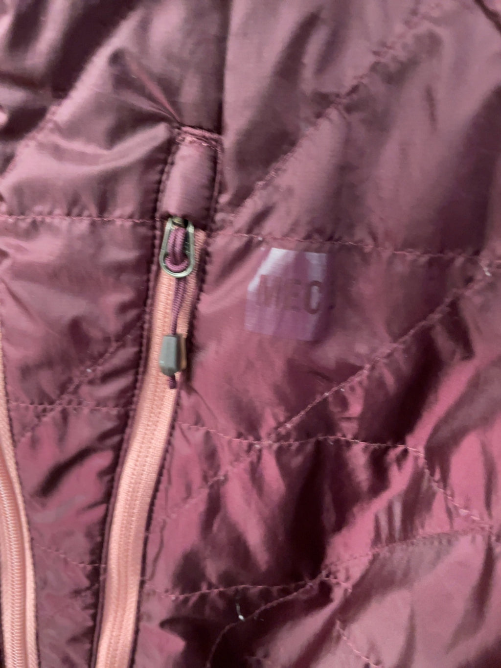 MEC Women's Hooded Insulated Jacket Size M