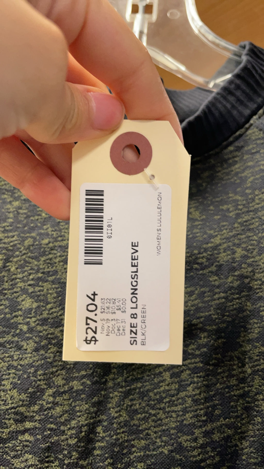 lululemon Size 8 Long Sleeve Crewneck Top