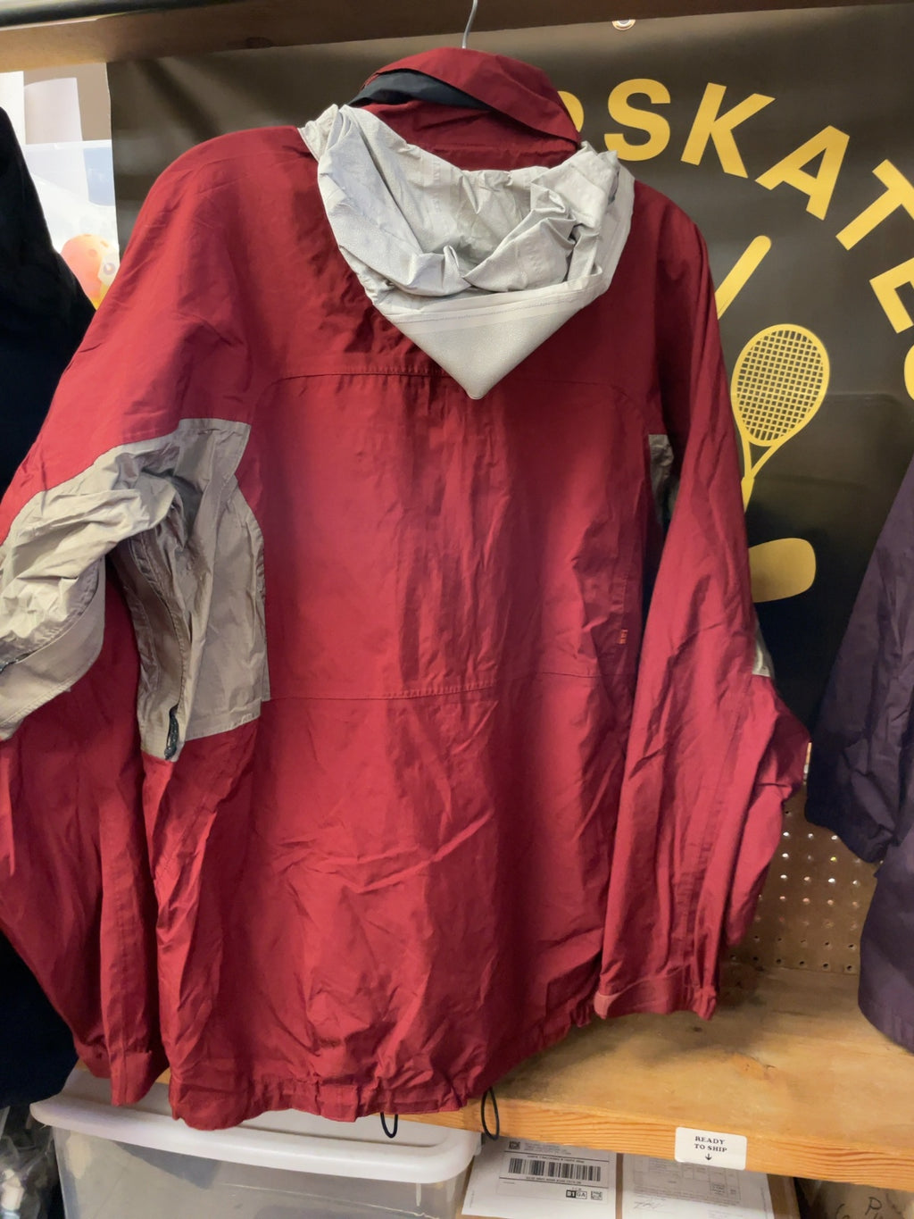 REI Hooded Rain Jacket Mens M Red Beige