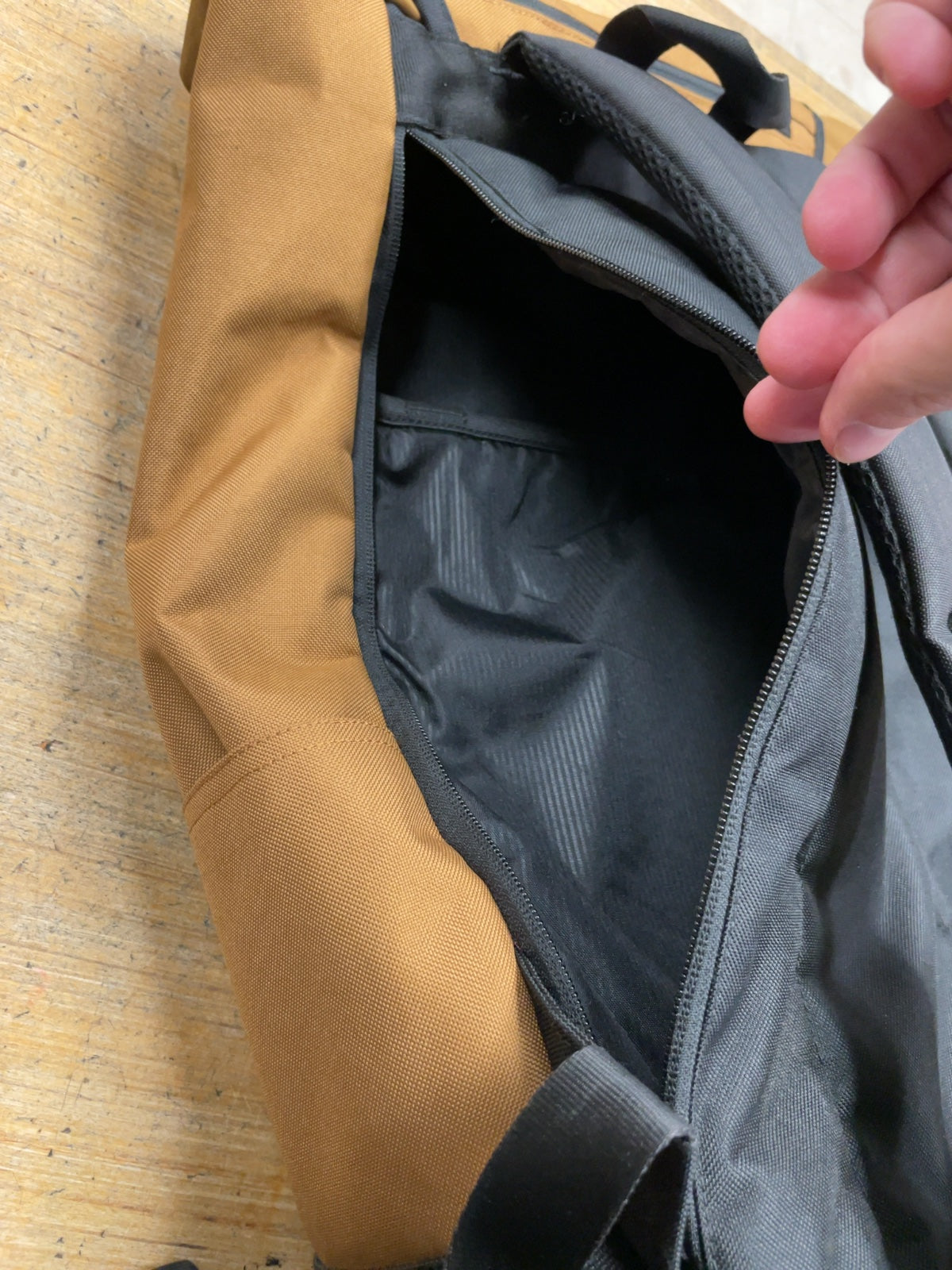 Herschel Supply Co. Little America Backpack Brown / Caramel