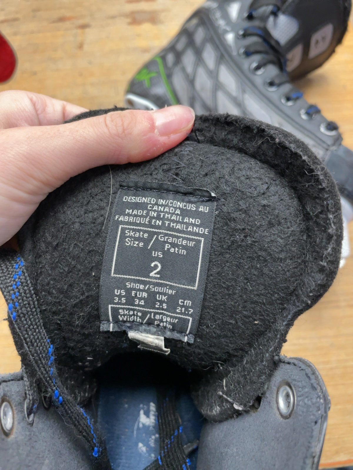 Reebok 4K Size 2 Hockey Skates