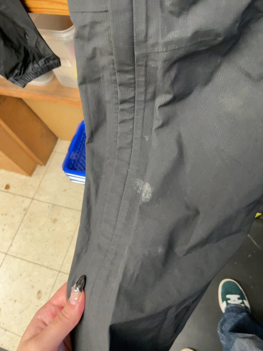 Helly Hansen Size L Rain Pants