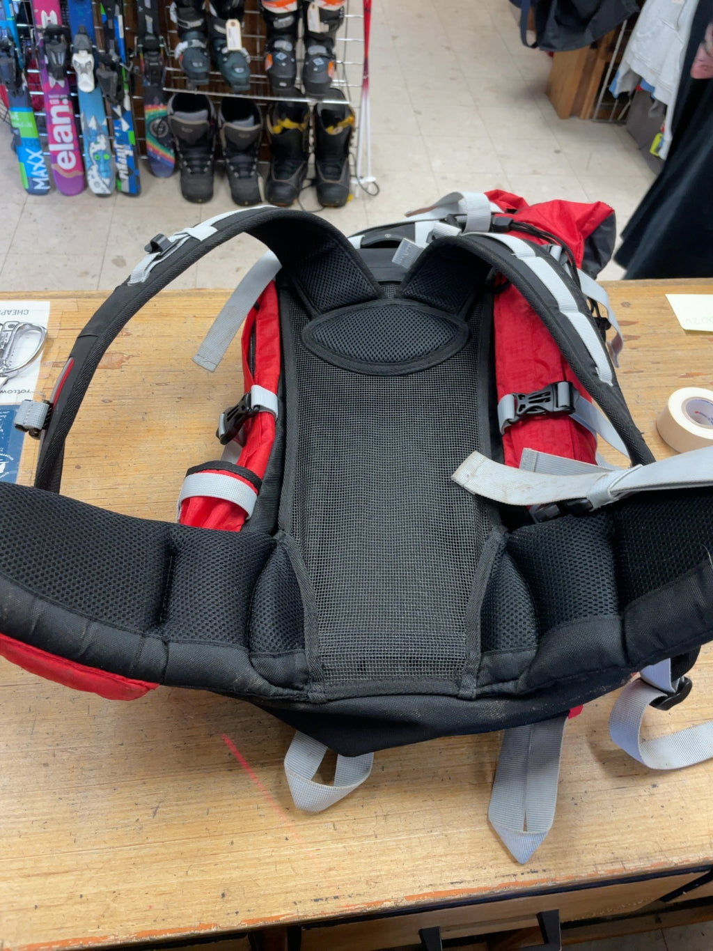 Outbound Canyon 45 Backpack Red