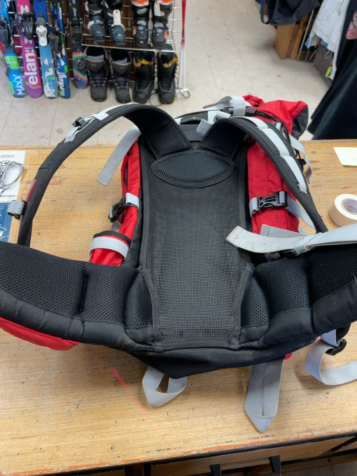 Outbound Canyon 45 Backpack Red
