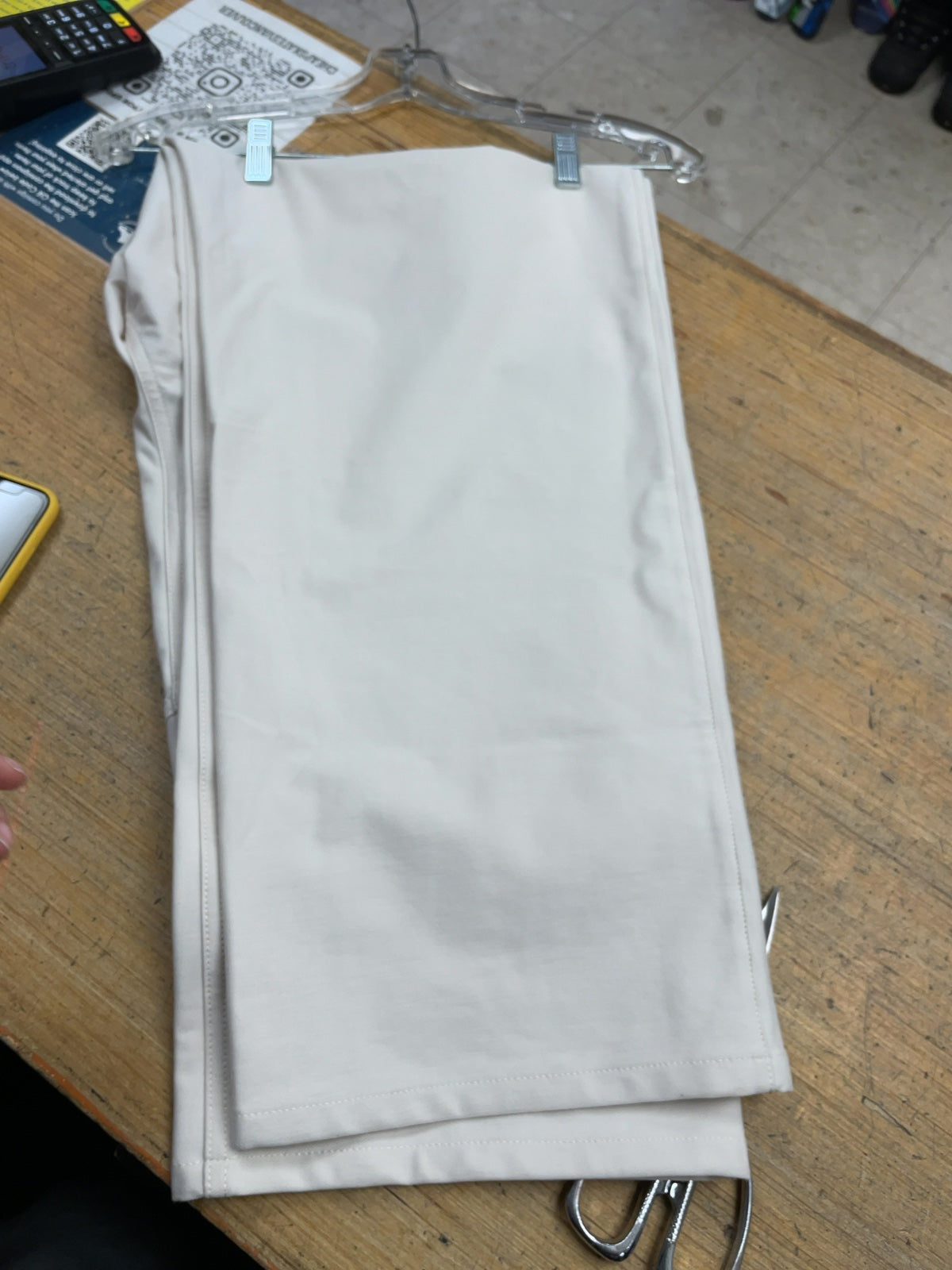 lululemon EasyFive Loose-Straight Pant 36W x 34L Cream