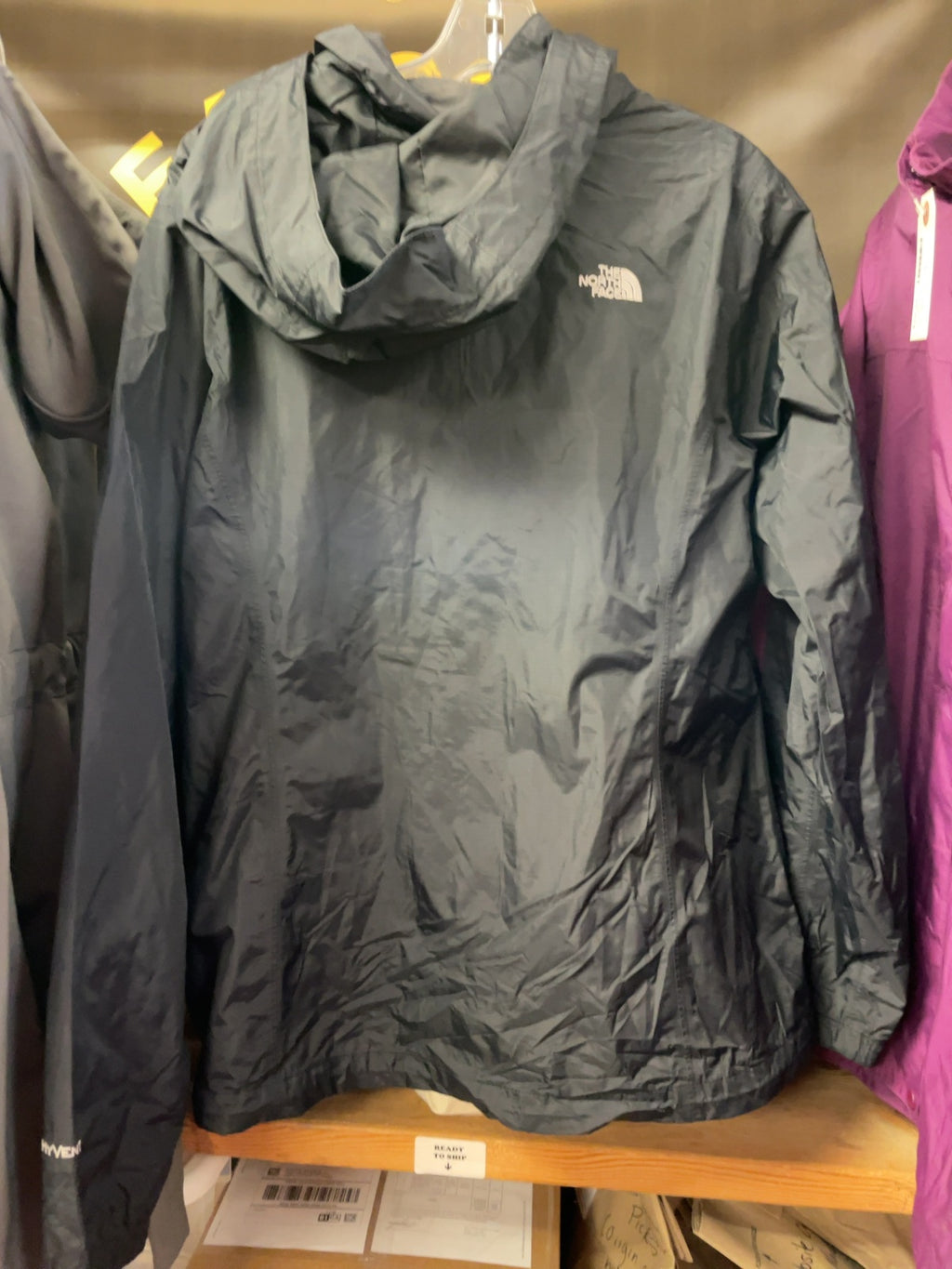 The North Face HyVent Women's XL Rain Jacket