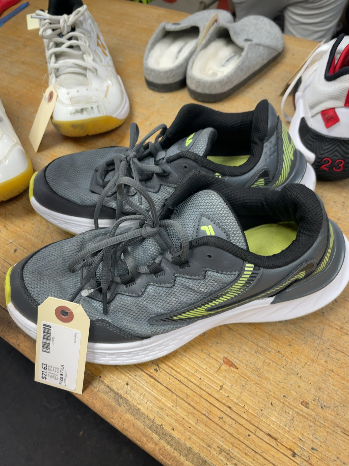 Fila Size 8 Running Shoes