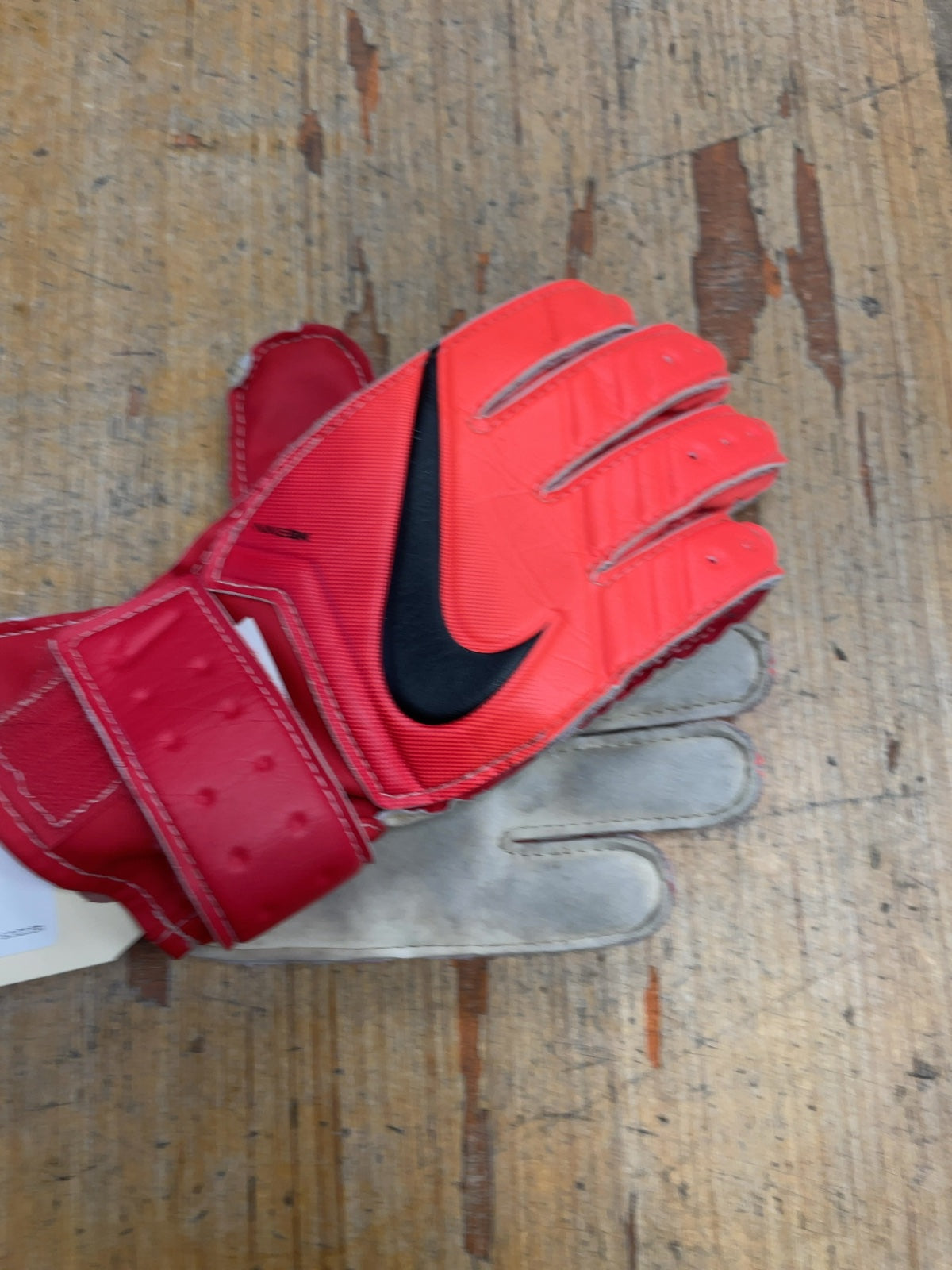 Nike GK Size 5 Soccer Goalkeeper Gloves