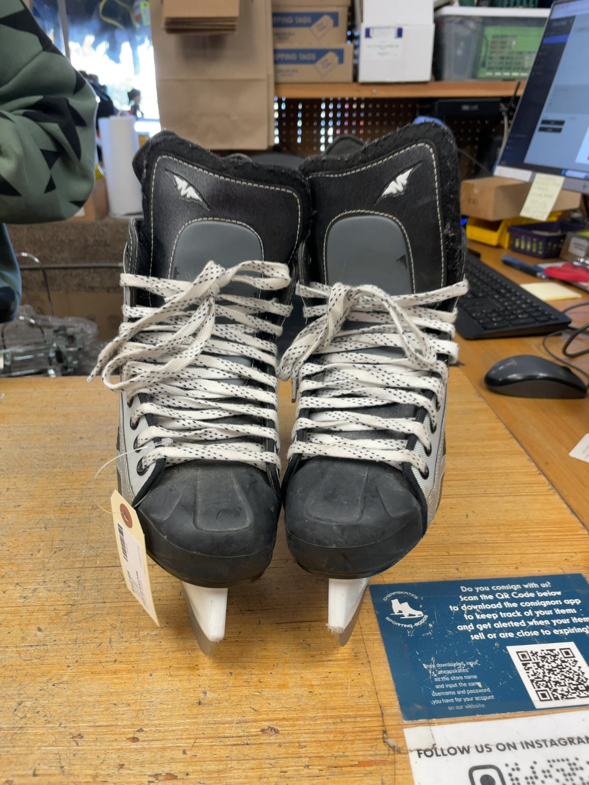 Mission Fuel 65 Size 6E Ice Hockey Skates