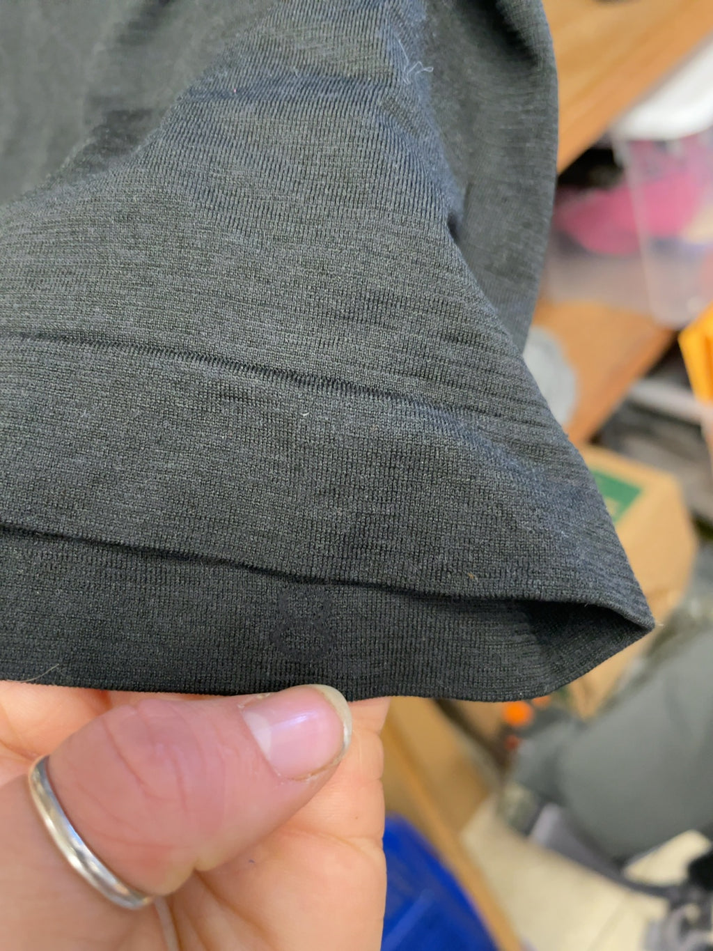 Lululemon Swiftly Tech Short Sleeve Shirt Size 8 Black