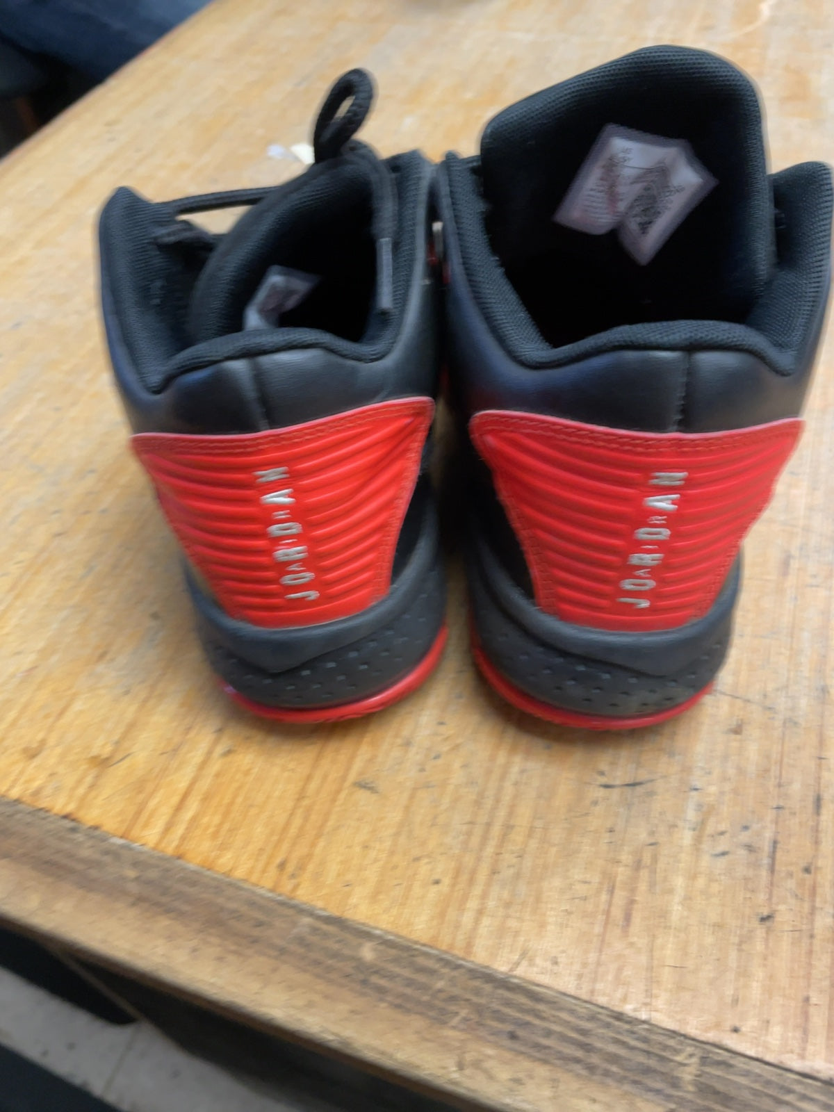 Jordan Max Aura Size 3.5Y US Youth Basketball Shoes