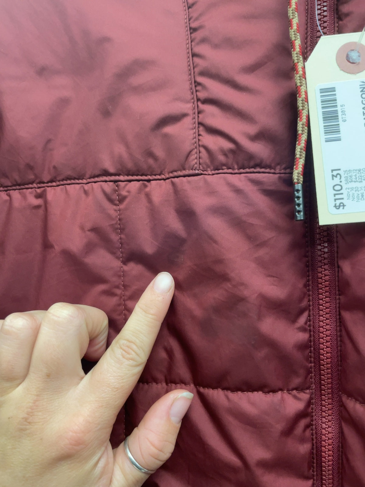 Patagonia Size S Mens Hooded Quilted Jacket Burgundy