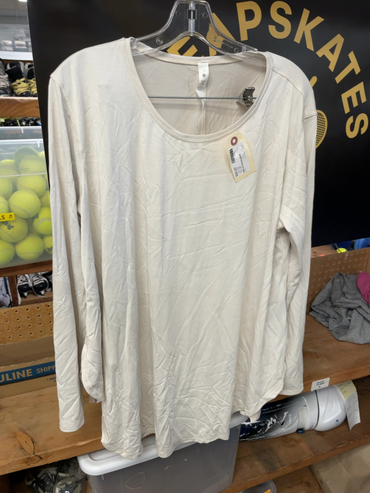 Lululemon Back in Action Long Sleeve Shirt Size 12 Cream