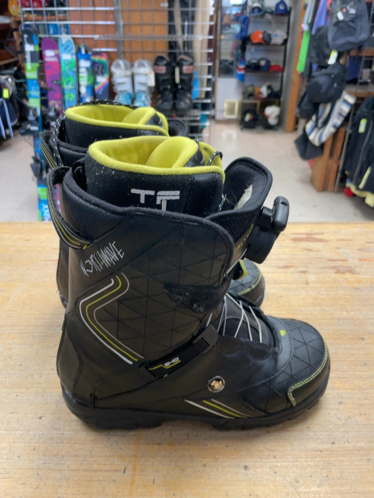 Northwave Caliber Size 9 US Snowboard Boots