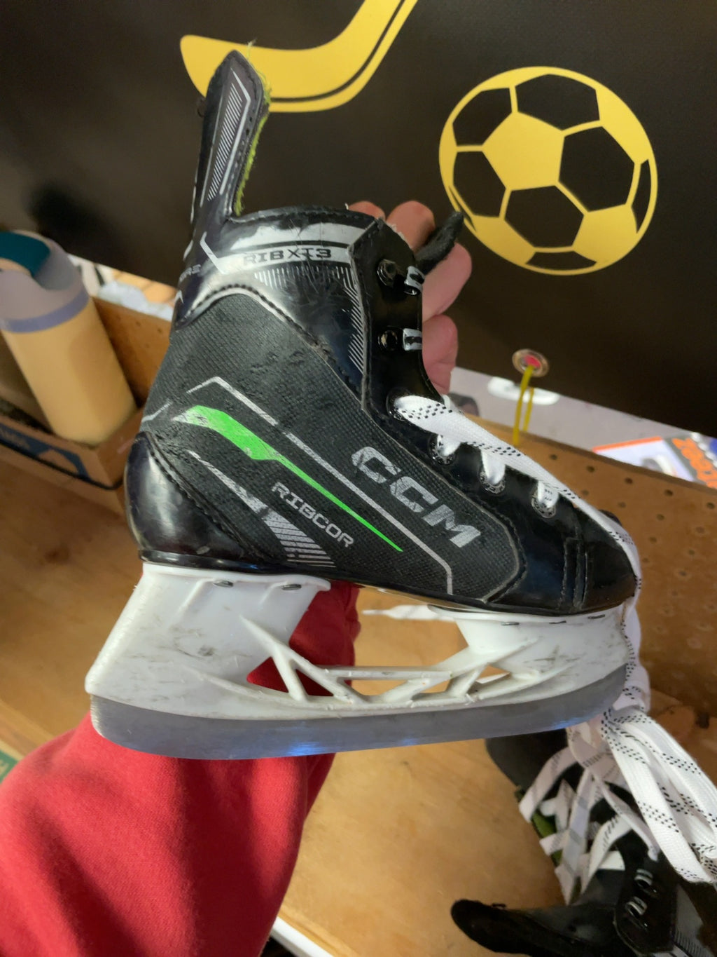 CCM Ribcor RIBXT3 Size 12C Hockey Skates