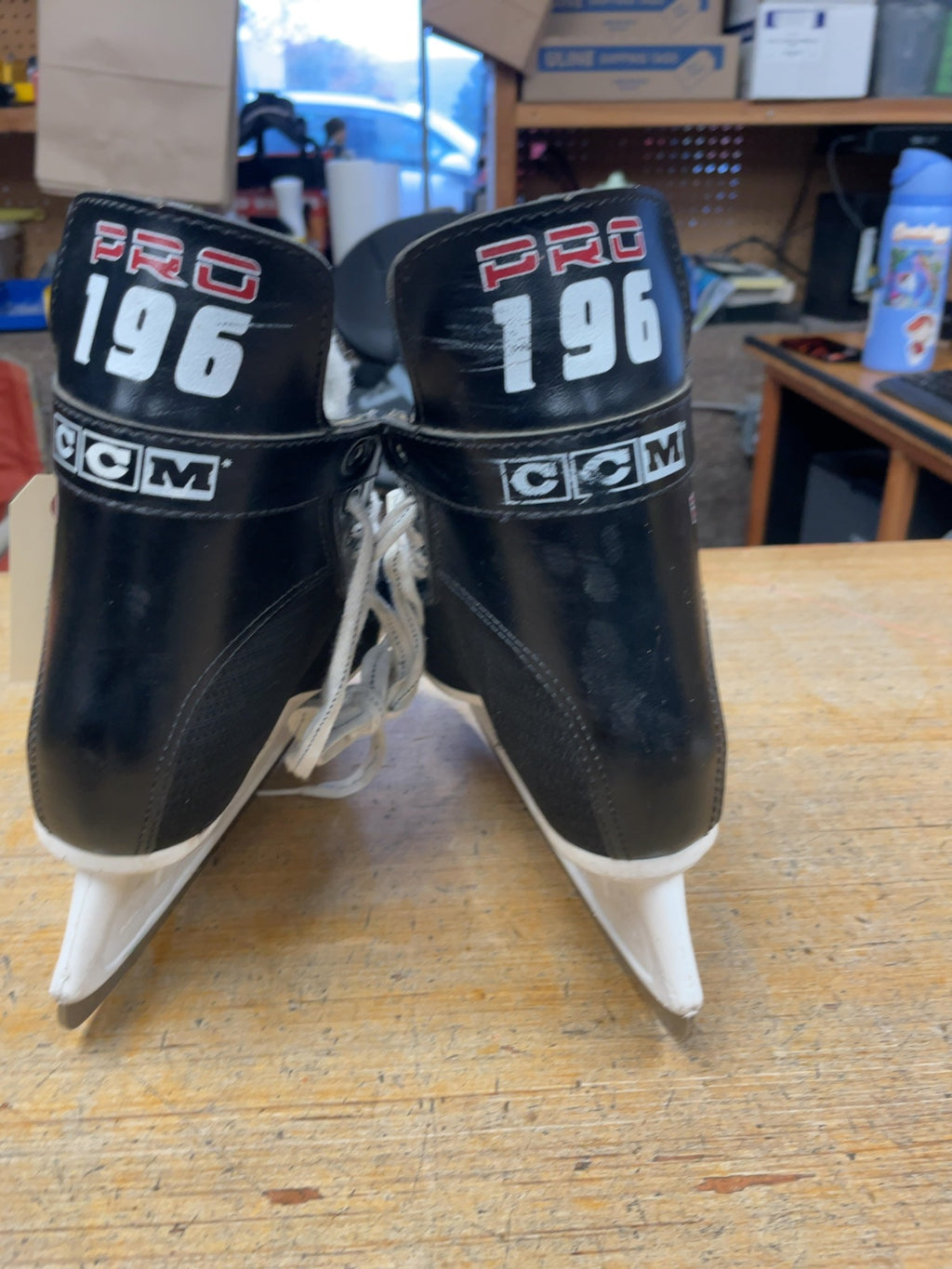 CCM Pro 196 Size 3 Hockey Skates