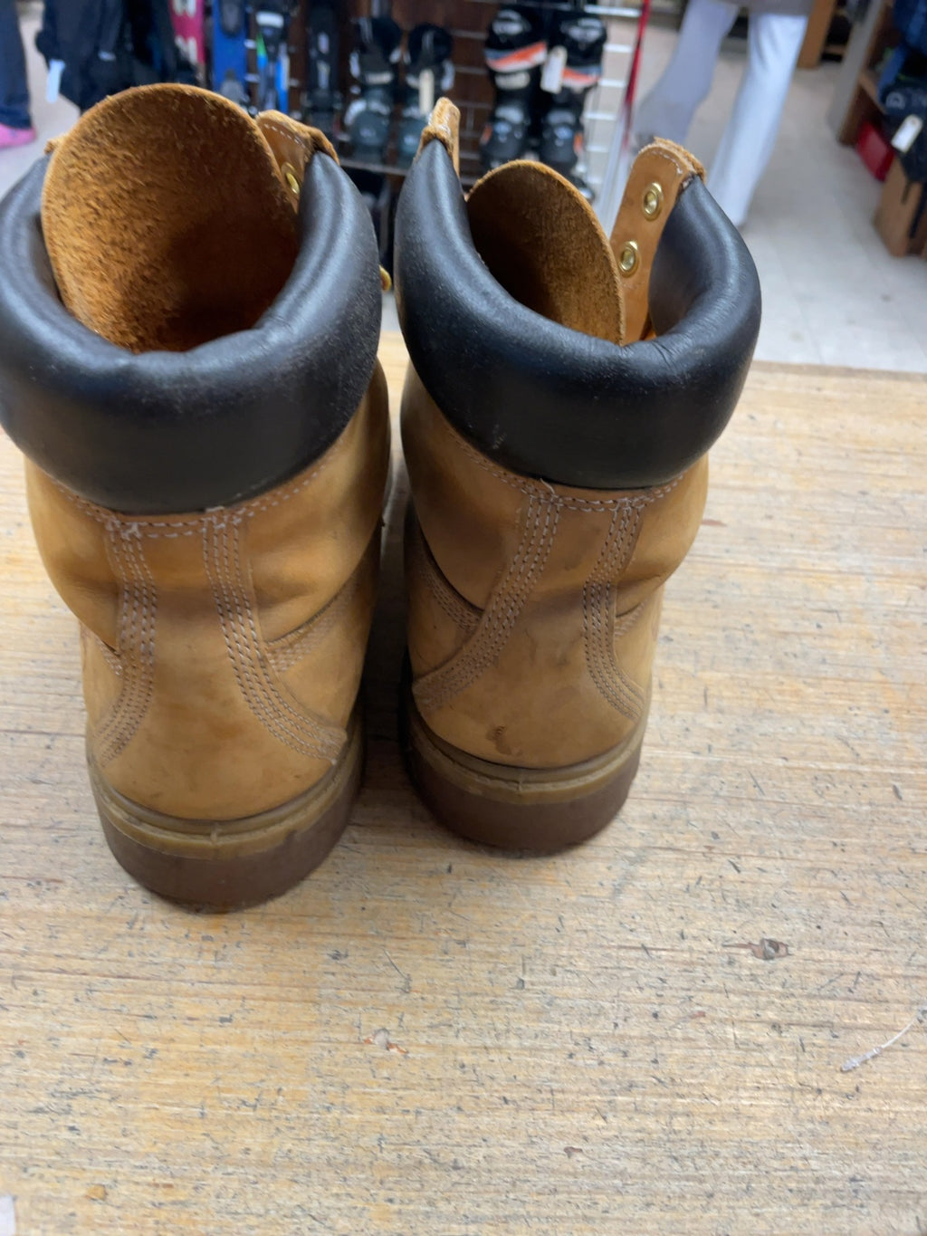 Timberland 6-Inch Premium Waterproof Boot Size 11 M Wheat