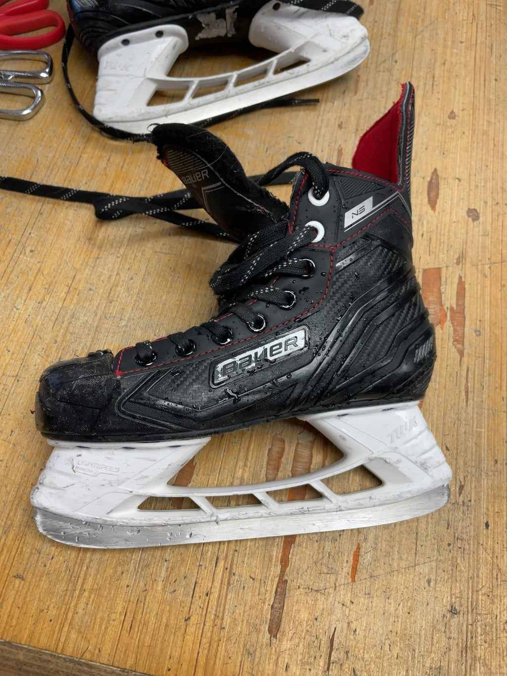 Bauer NS Size 3.5 Hockey Skates