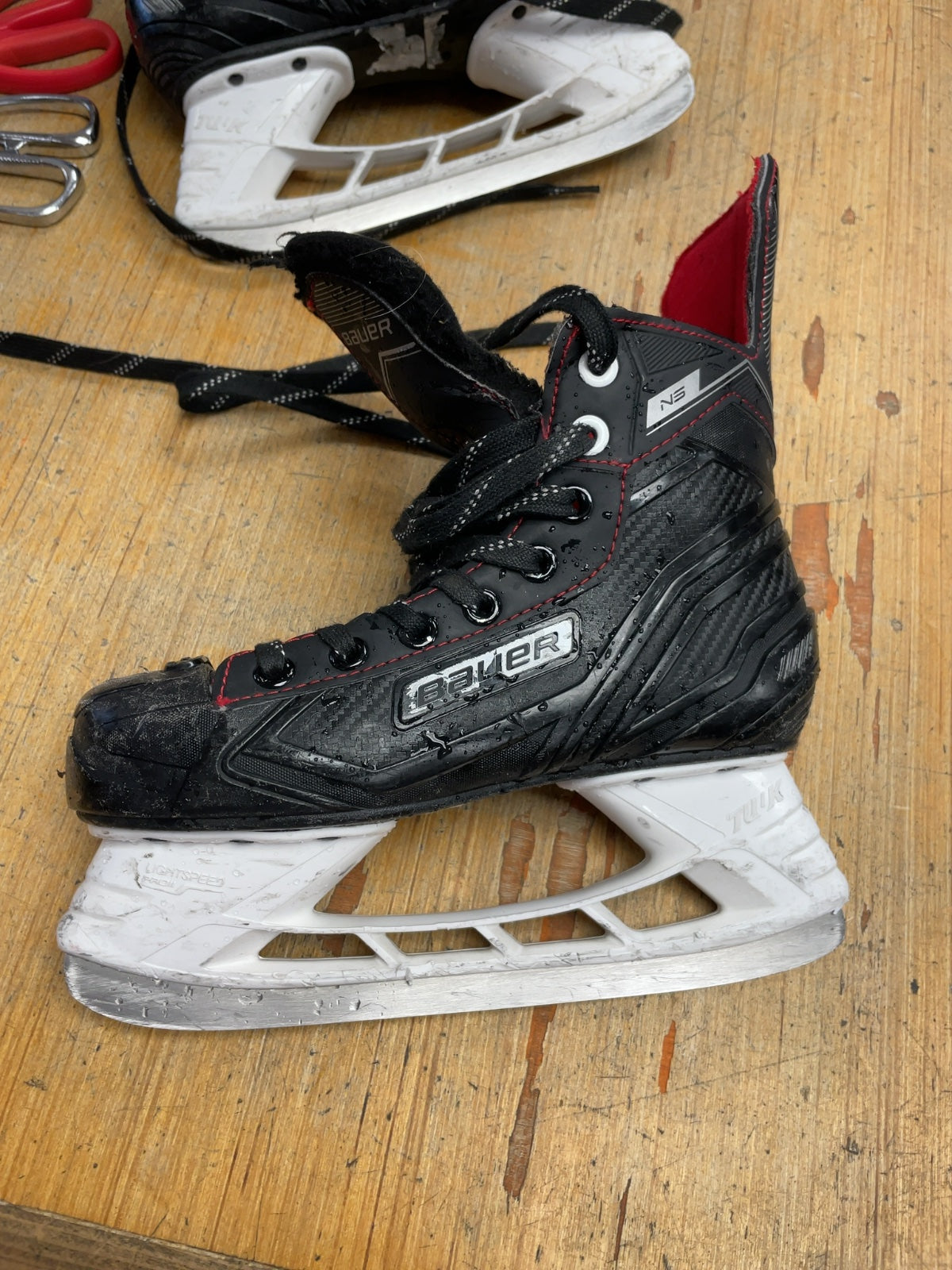 Bauer NS Size 3.5 Hockey Skates