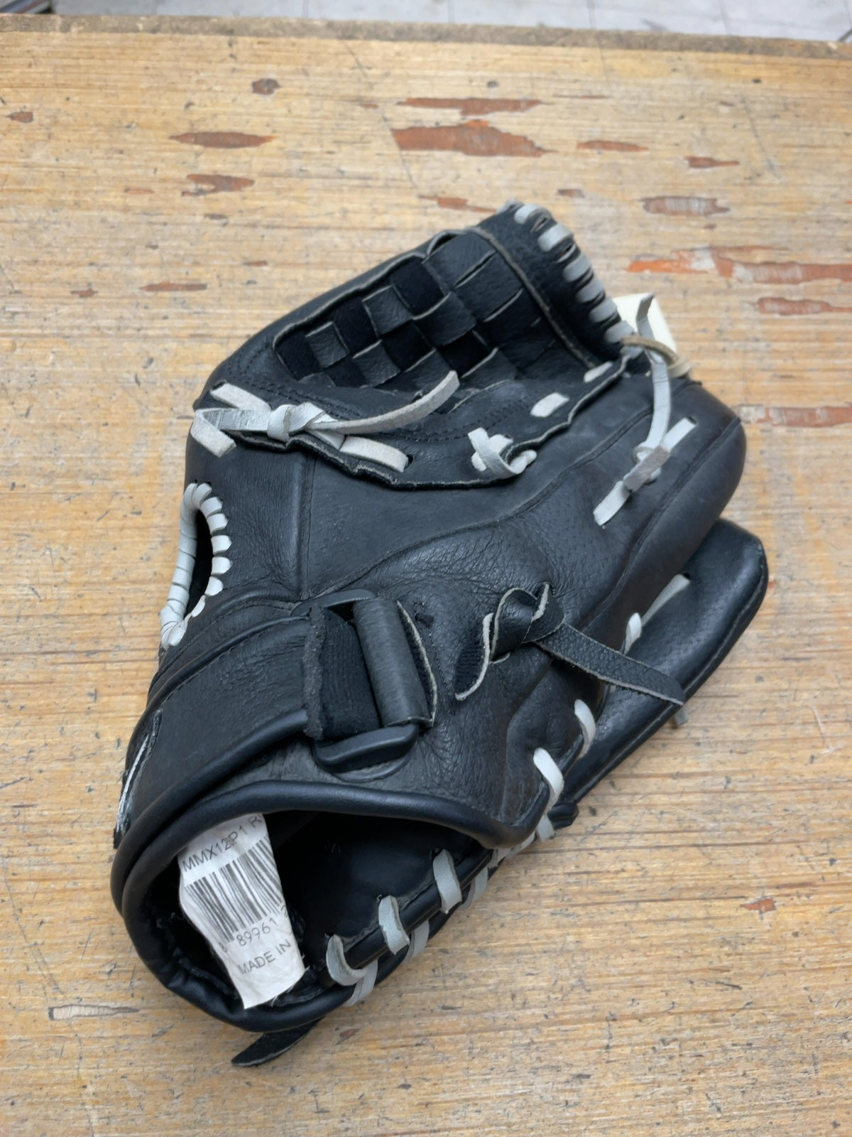 Mizuno Ballpark Professional Model MMX 123P1 12" Baseball Glove RHT