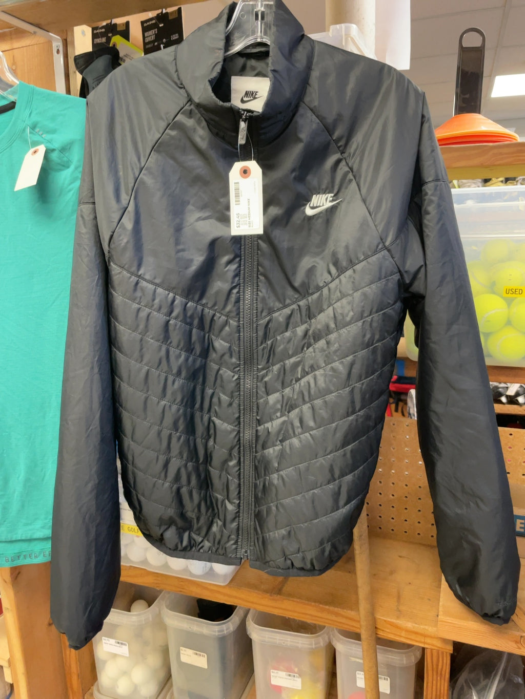 Nike Size M Lightweight Quilted Jacket