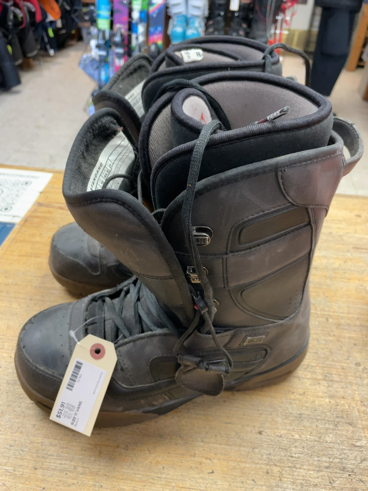 Vans Hi-Standard Size 11 Snowboard Boots