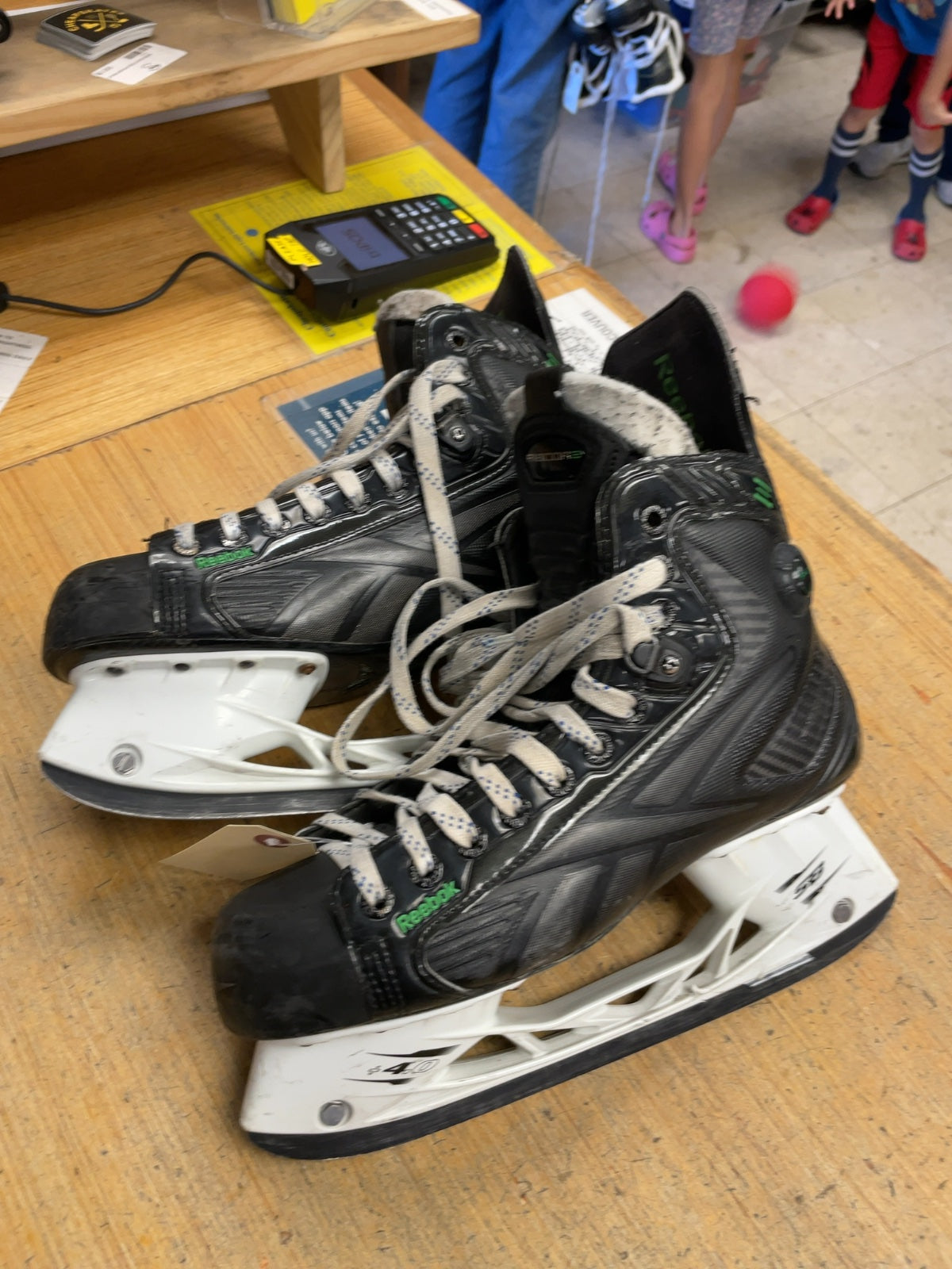 Reebok Ribcor Size 9 Ice Hockey Skates