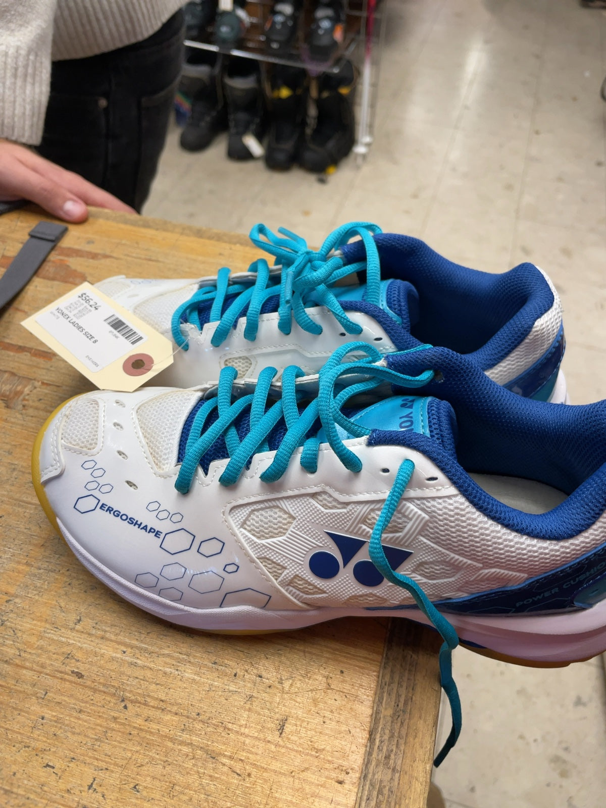 Yonex Power Cushion 101 Ergoshape Court Shoes Women's Size 8