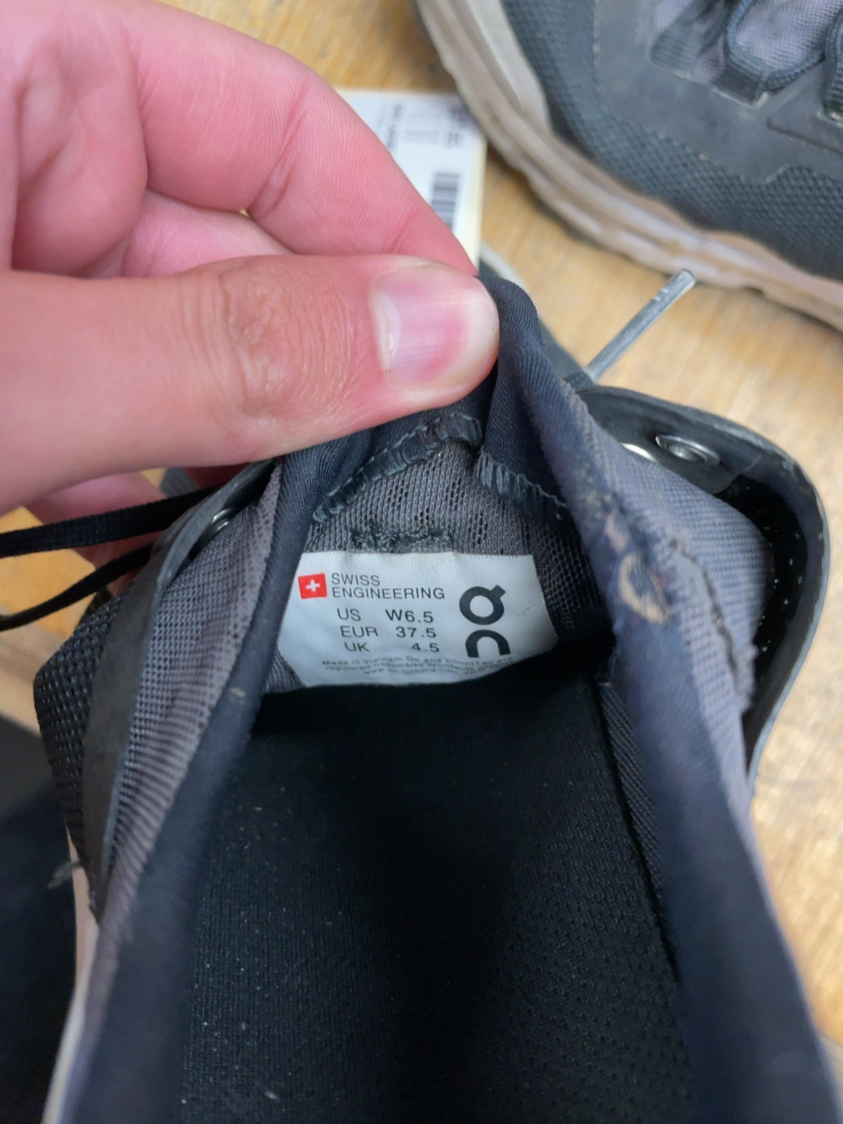 On Running Cloudultra Trail Running Shoes Size W6.5 US