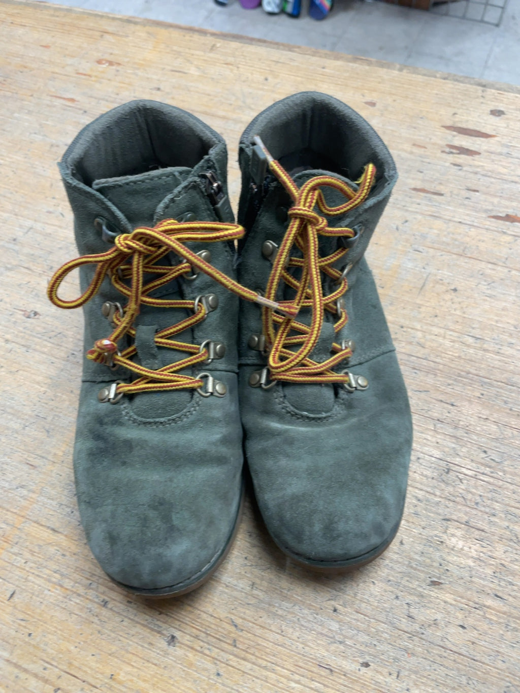 UGG Green Suede Winter Boots Size 3