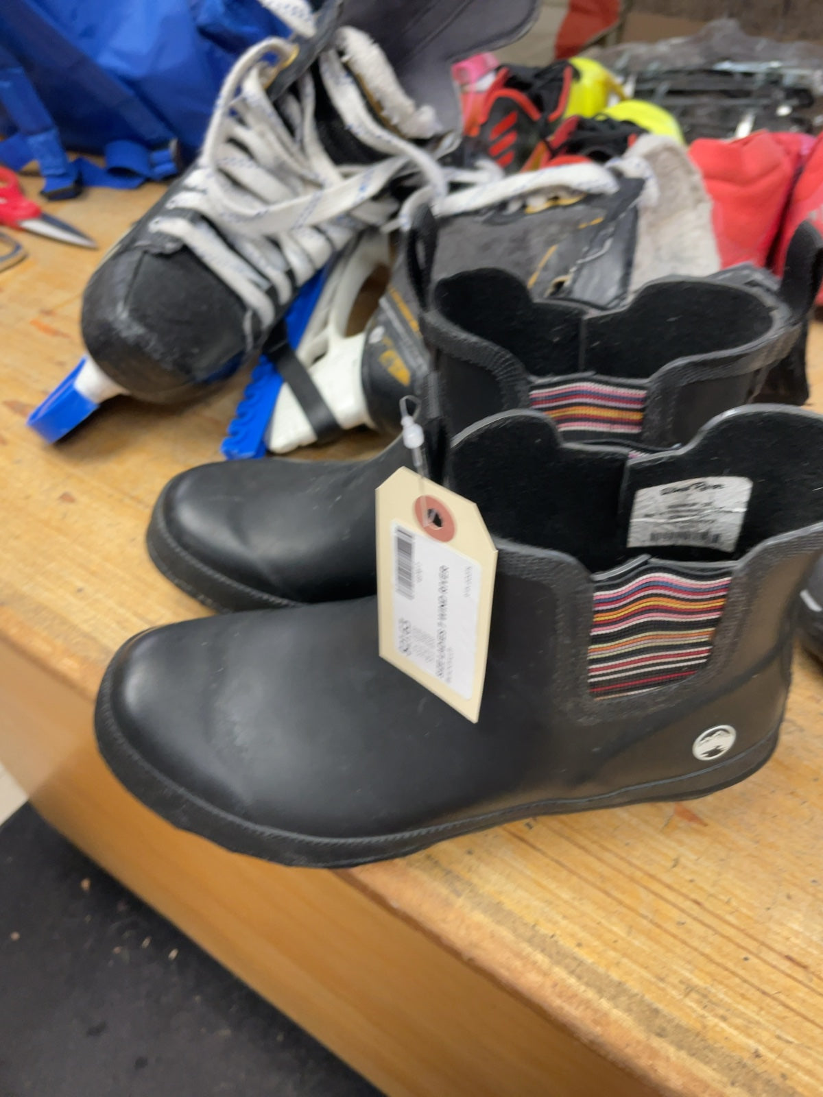 WindRiver Size 7 Rain Boots