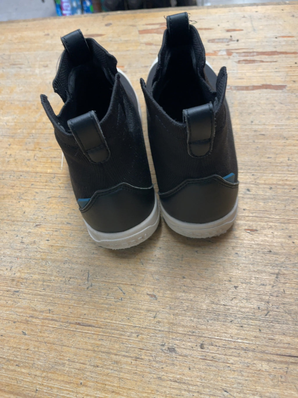 Vessi Weekend Chelsea Size 4 Kids Waterproof Boots