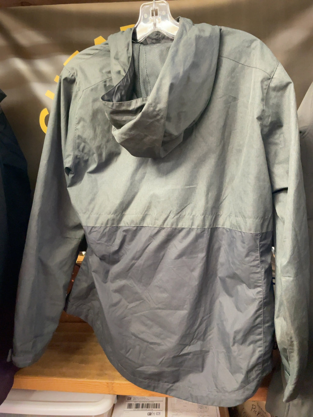 Columbia Hooded Rain Jacket Size L