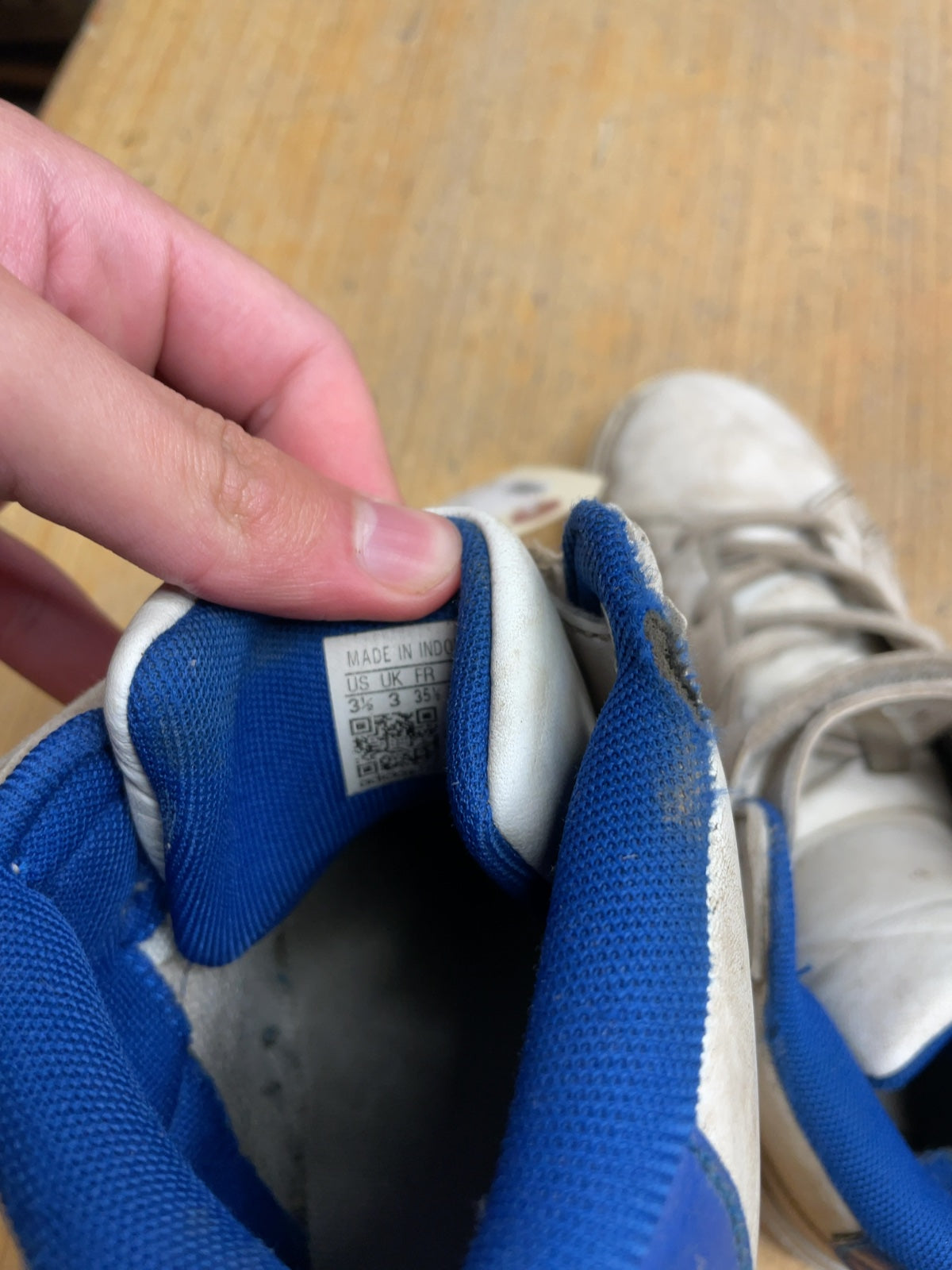 Adidas High Top Sneakers Size 3.5 US White/Blue