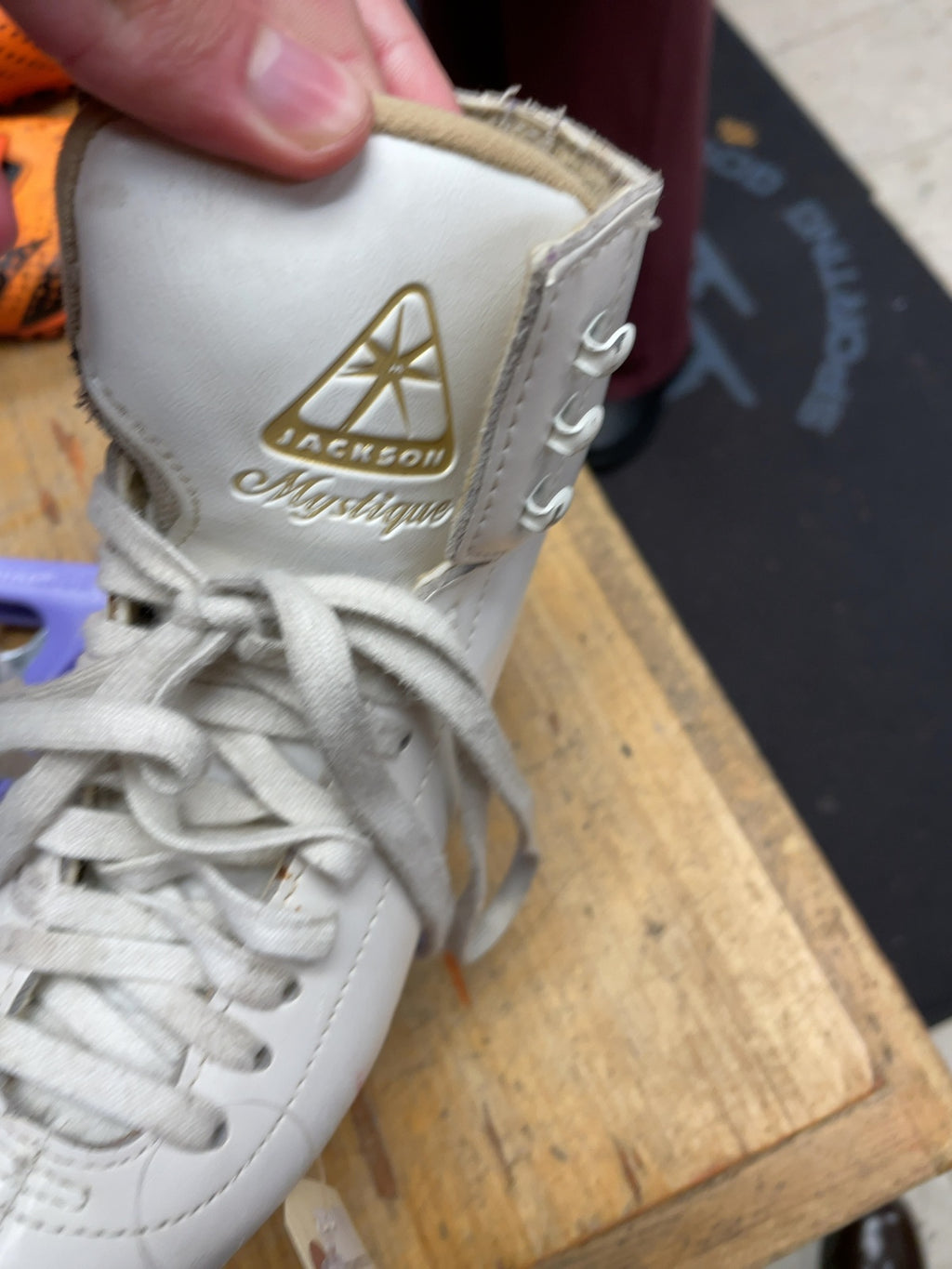 Jackson Mystique Size 1.5 Figure Skates