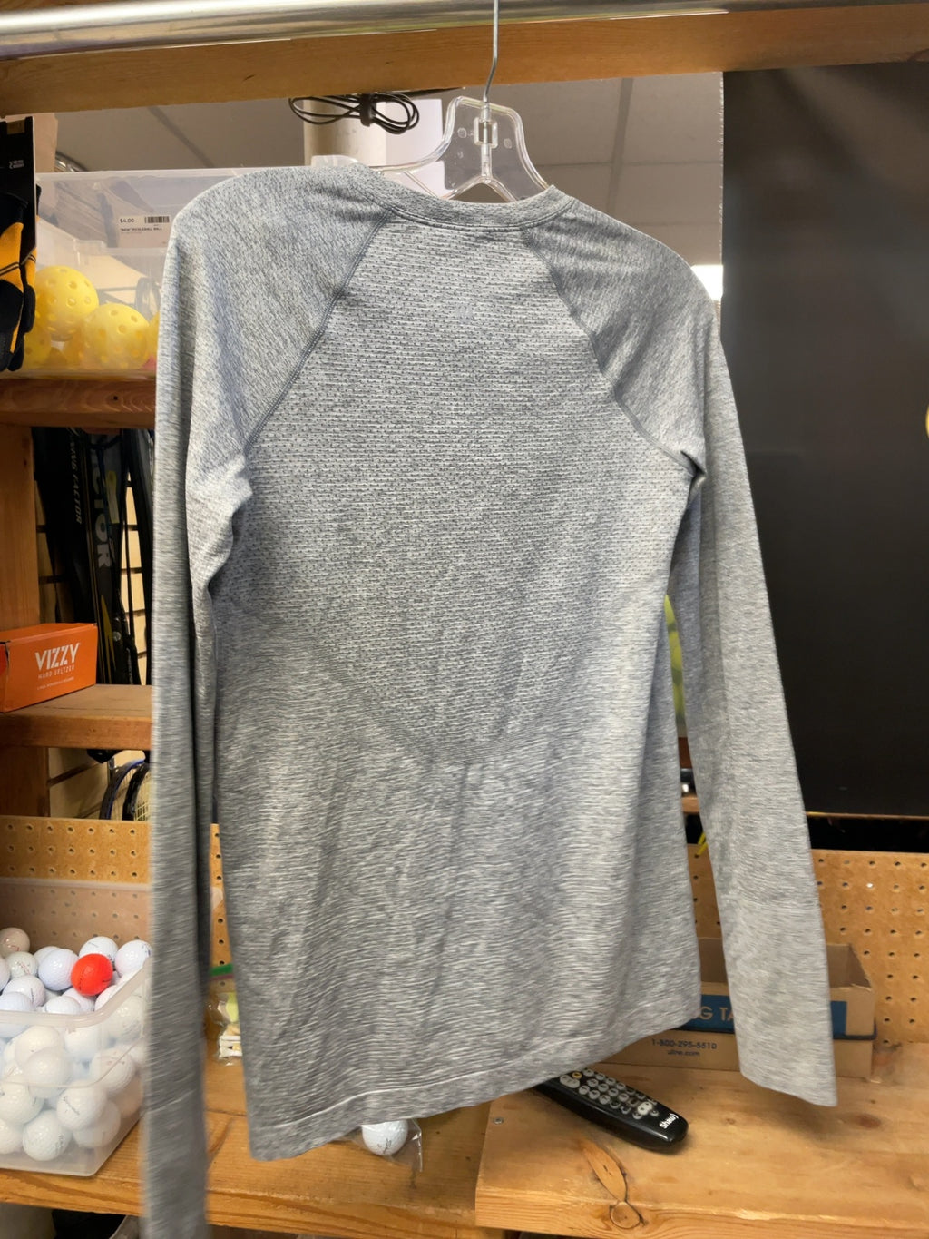 Lululemon Swiftly Tech Long Sleeve Shirt Size 8 Grey