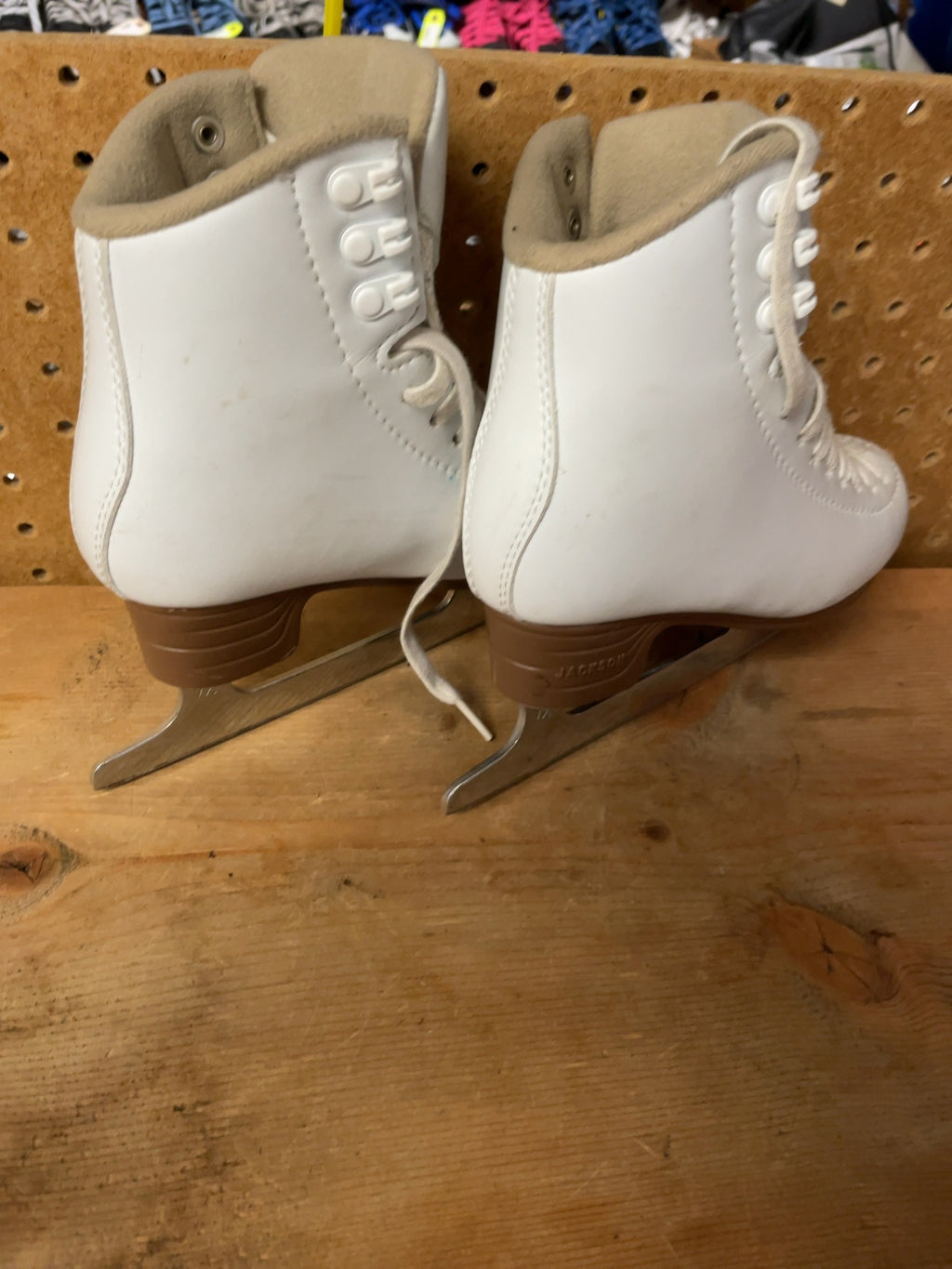 Jackson Mystique Size 13.5C Figure Skates