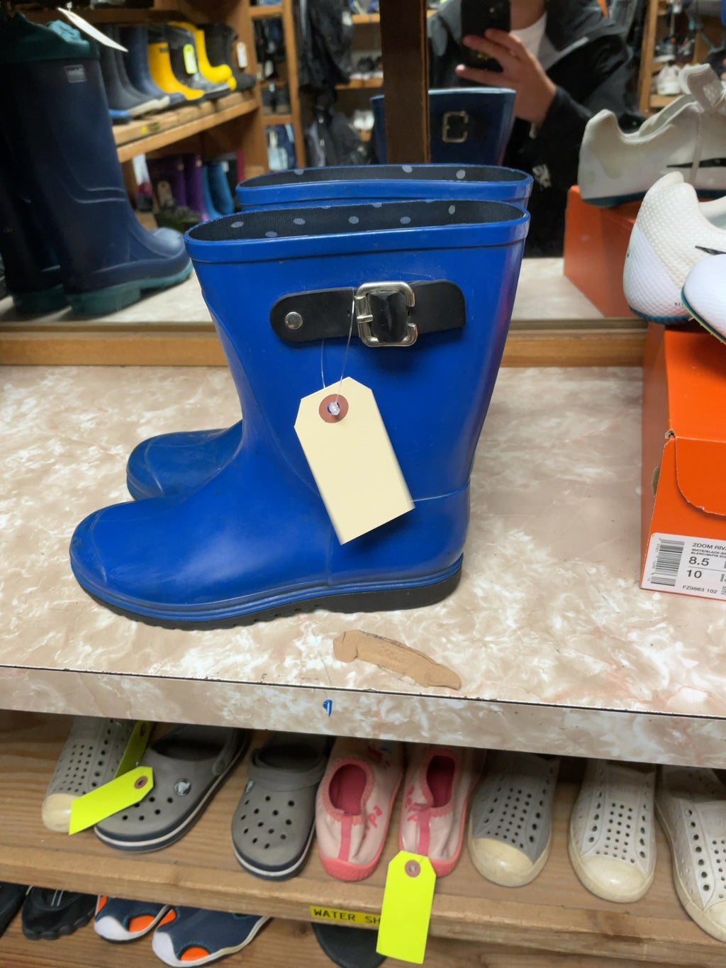 Size 7? Blue Waterproof Rain Boots