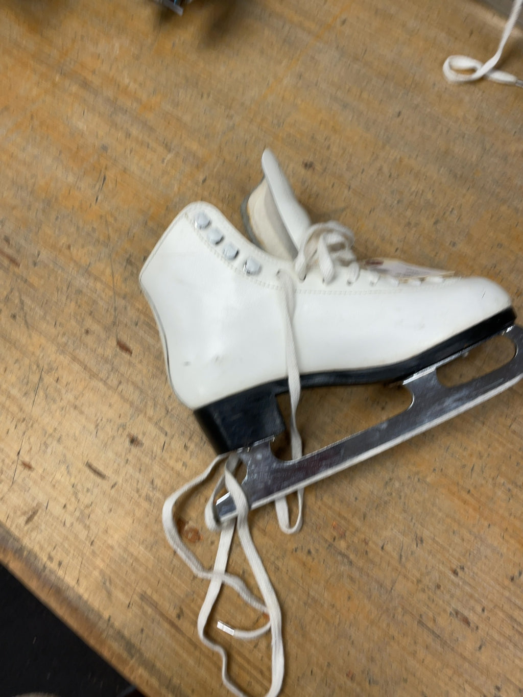 Jackson Figure Skates Size 2 White