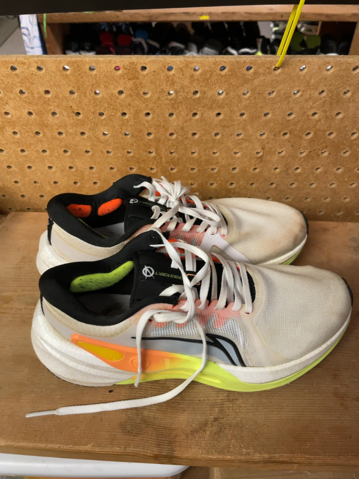 Li-Ning Furious Rider 7 Size 8 Running Shoes