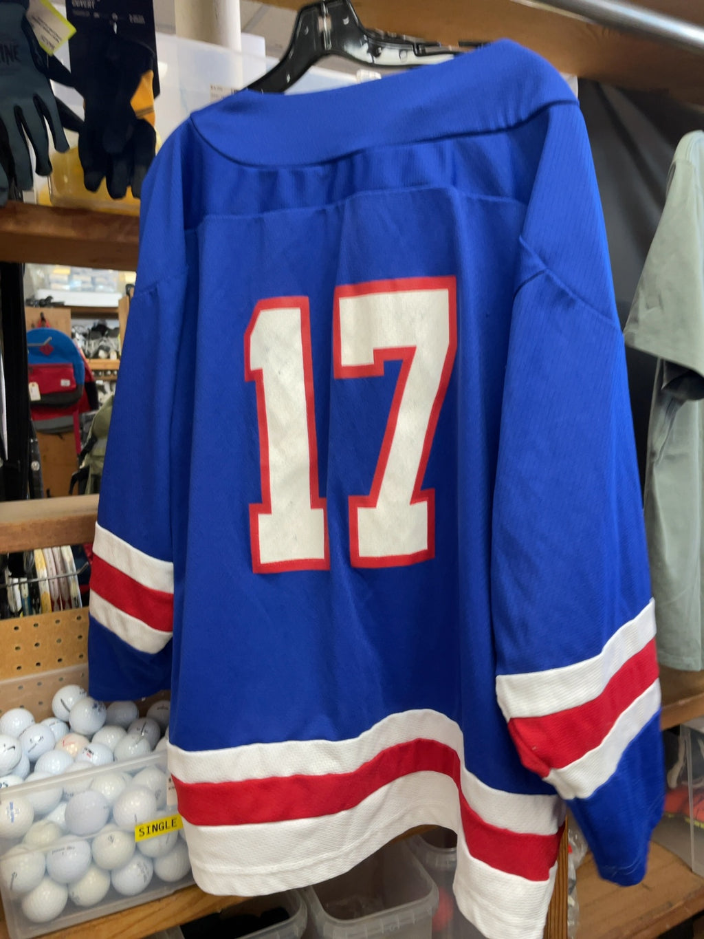 New York Rangers Size XL Hockey Jersey #17