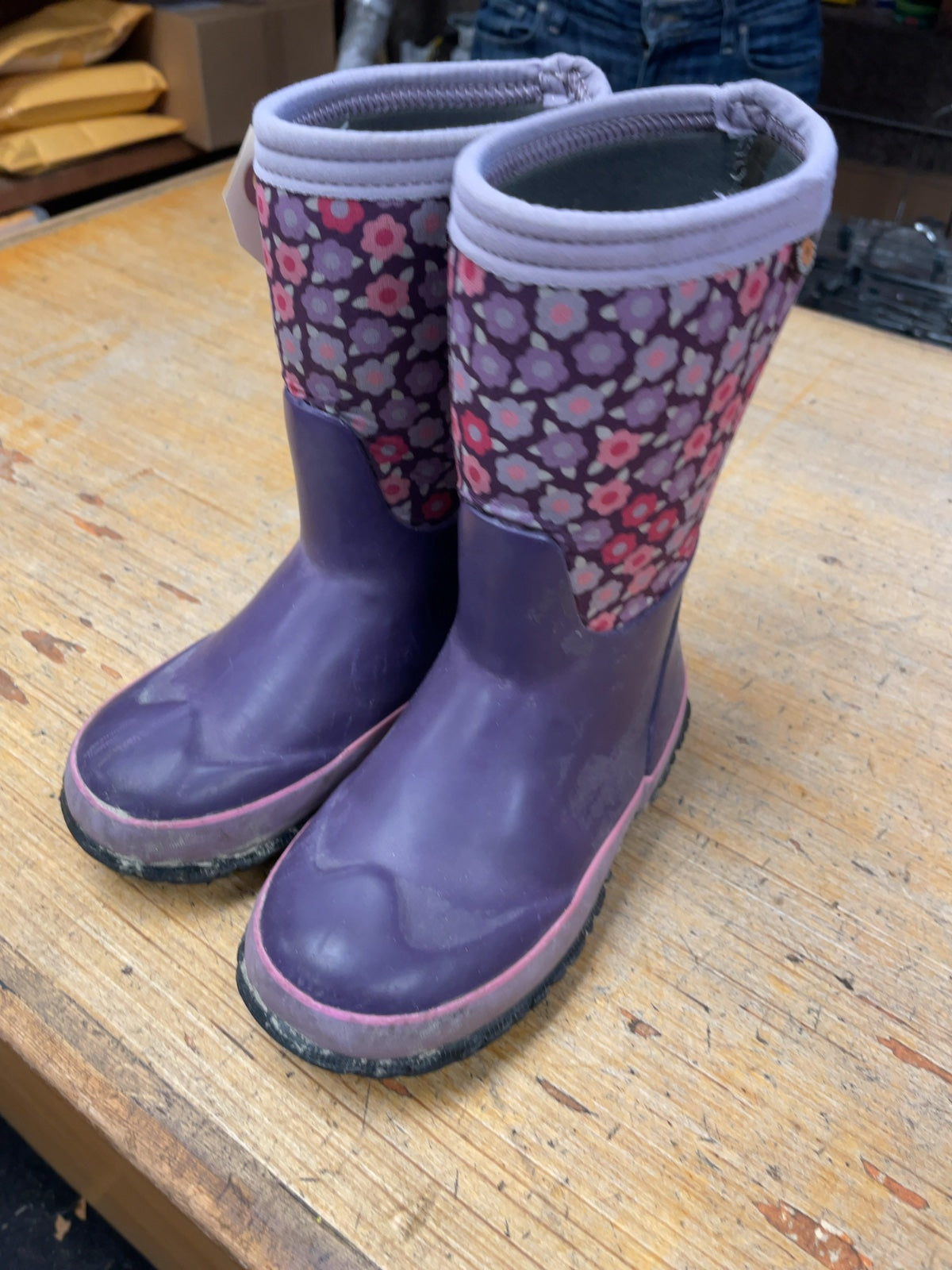 Bogs Floral Insulated Rain Boots Size 12C Purple