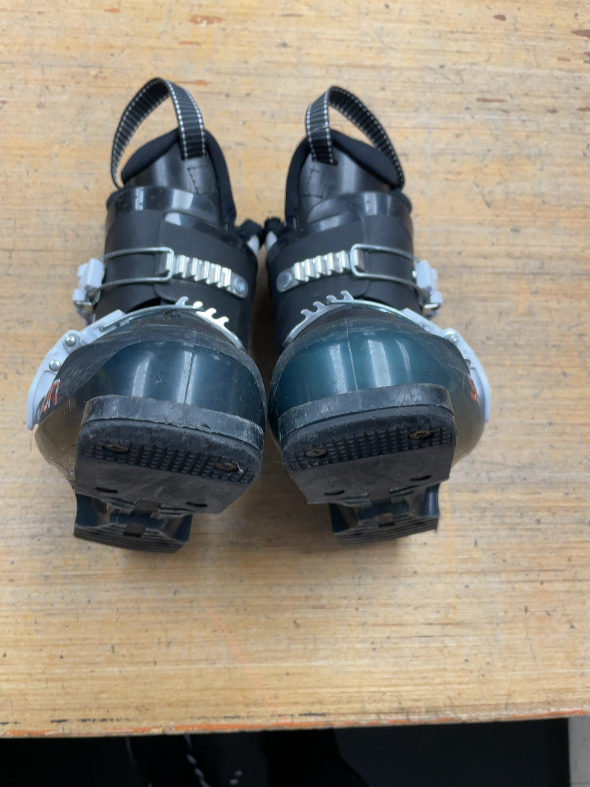 Salomon T2 Size 20 Mondo Ski Boots