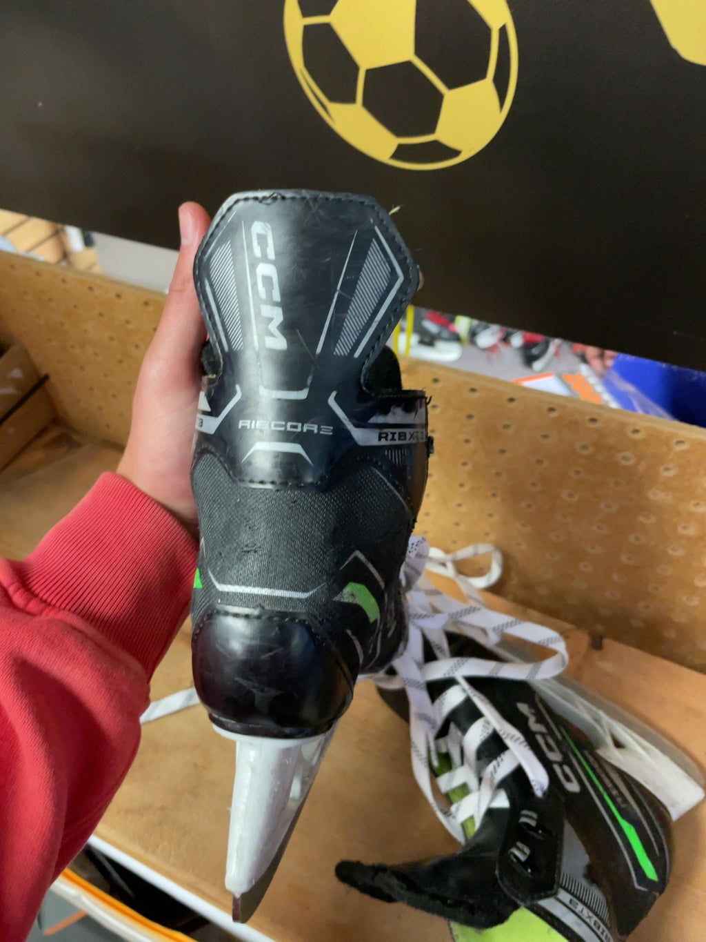 CCM Ribcor RIBXT3 Size 12C Hockey Skates