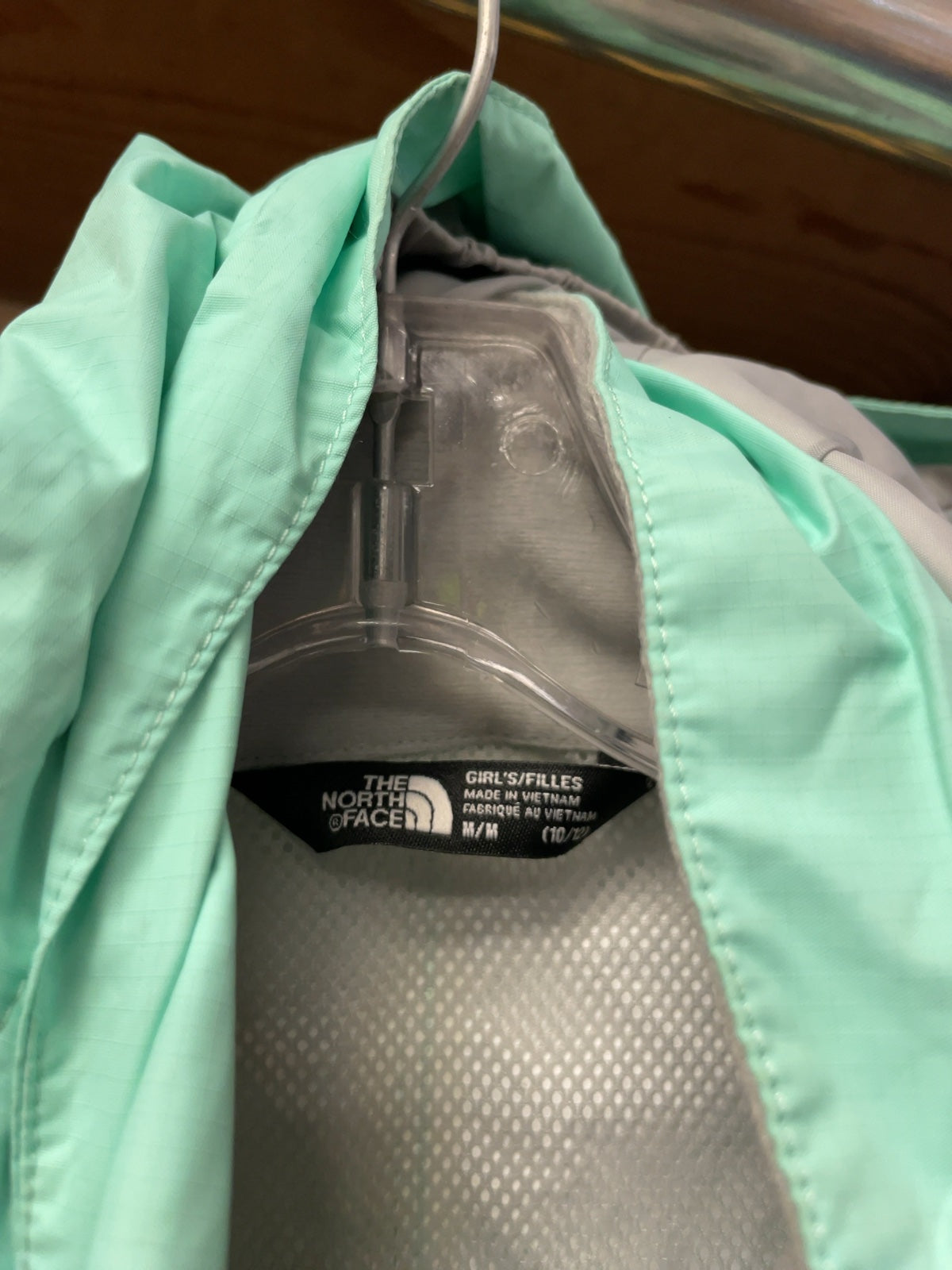 The North Face DryVent Rain Jacket Size M (10/12)